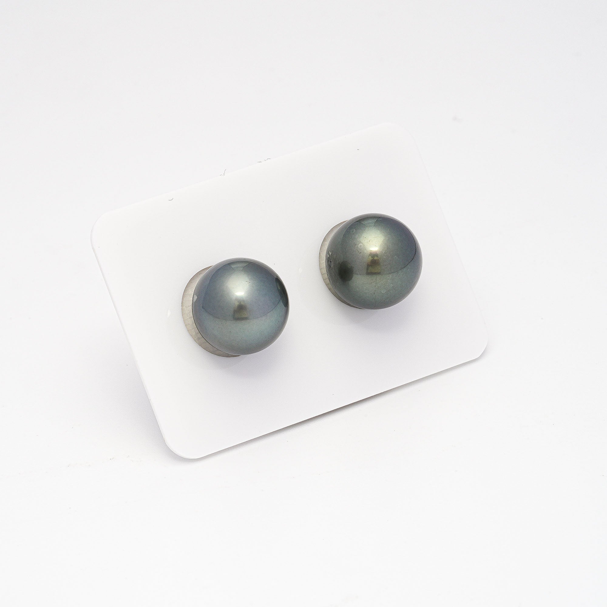 Tahitian Pearls CMWPEARLS