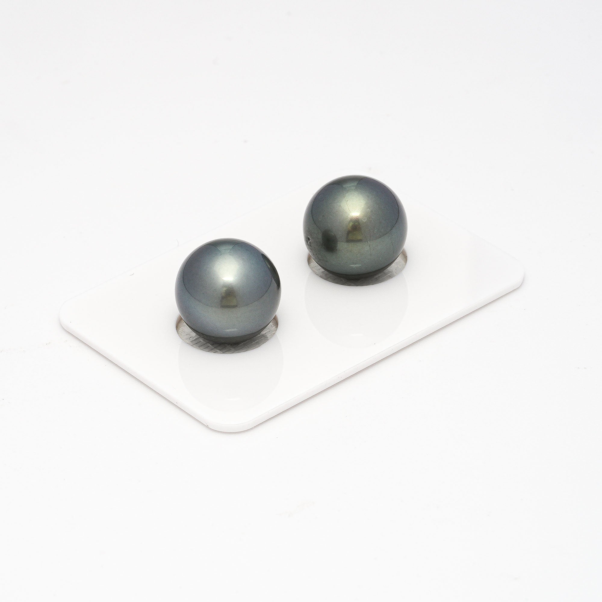 Tahitian Pearls CMWPEARLS