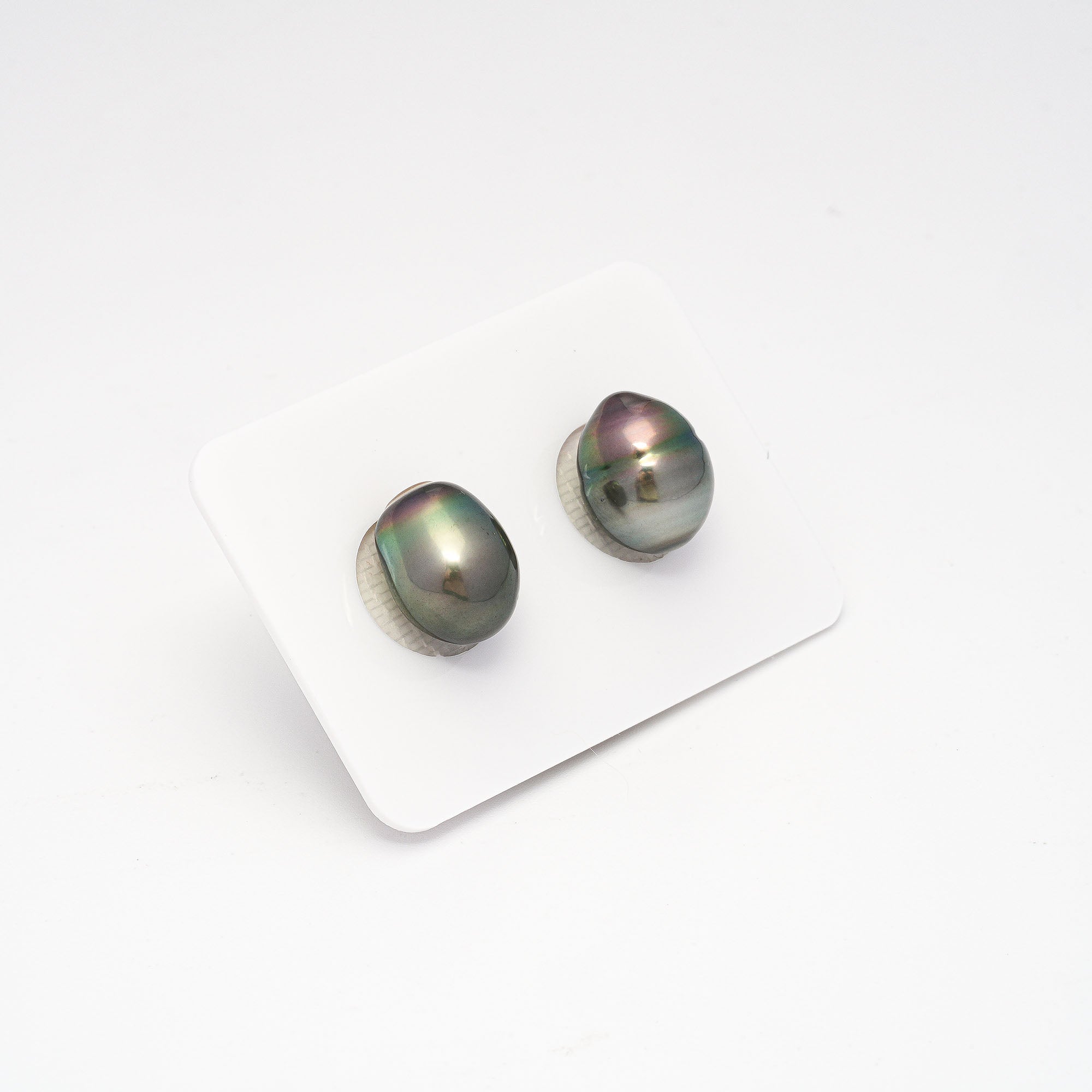 2pcs Light Green 9.9-10.4mm - CL AAA/AA Quality Tahitian Pearl PAIR ER1272