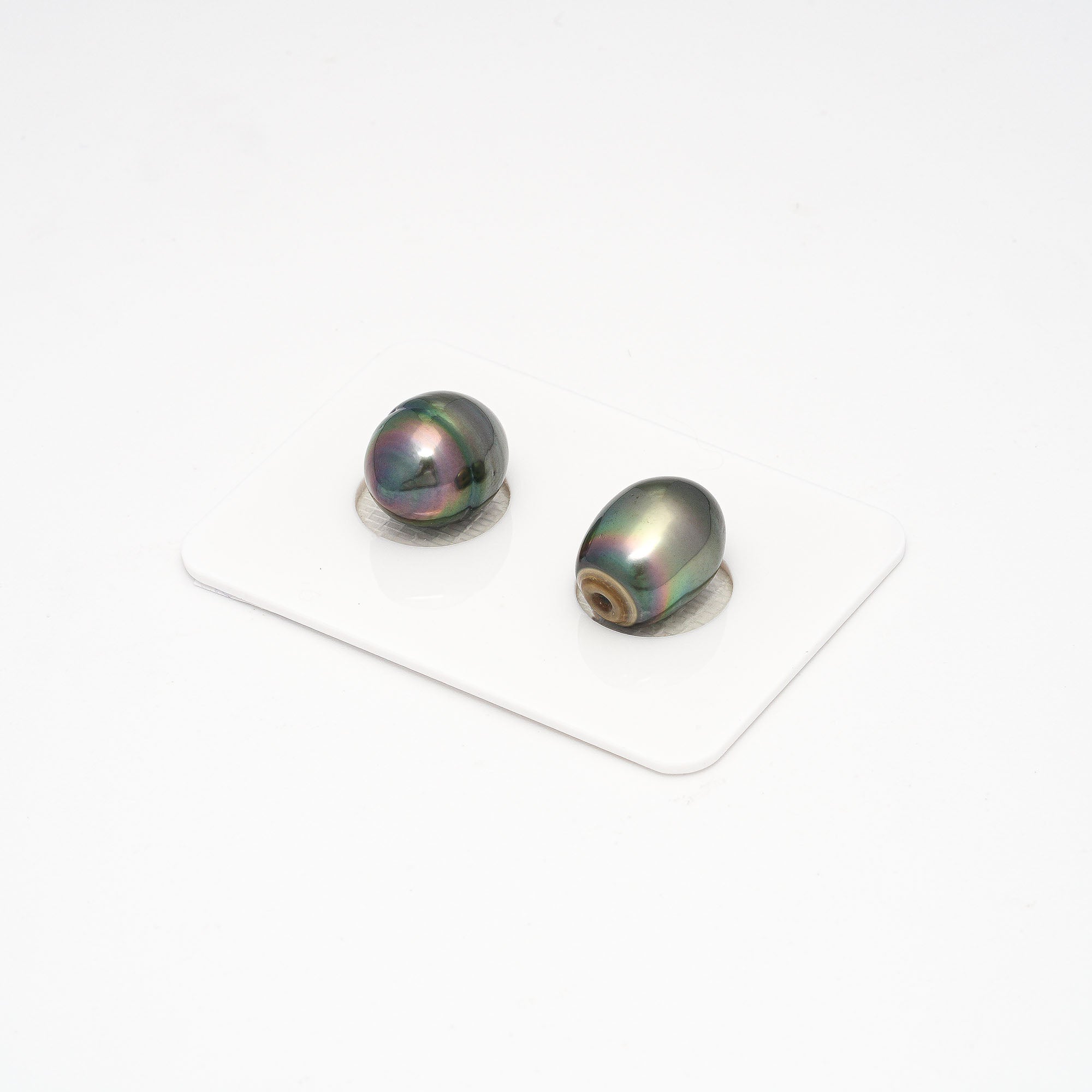 2pcs Light Green 9.9-10.4mm - CL AAA/AA Quality Tahitian Pearl PAIR ER1272