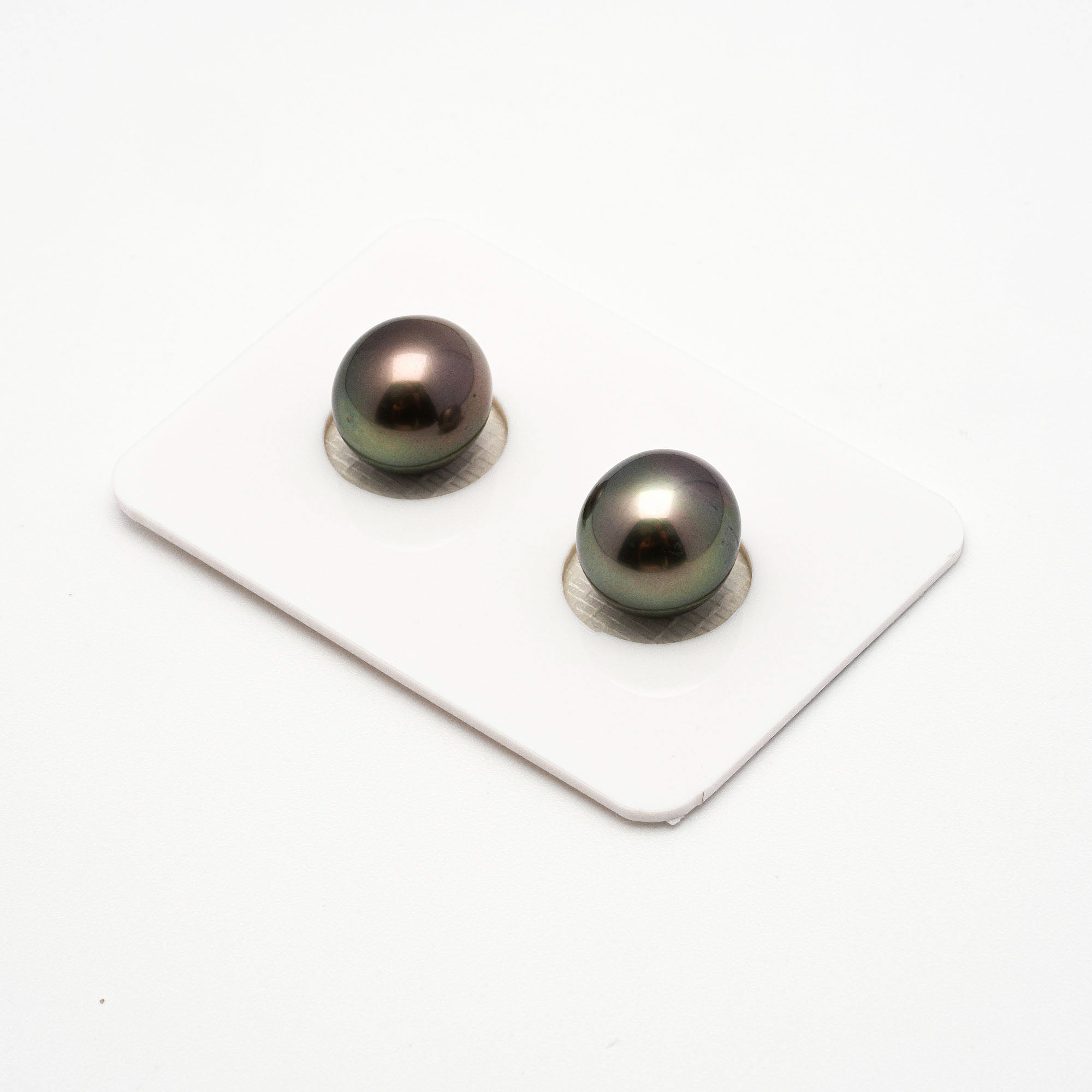 2pcs Light Green 10.2-10.4mm - SB/DR AAA Quality Tahitian Pearl Pair ER1232 A86