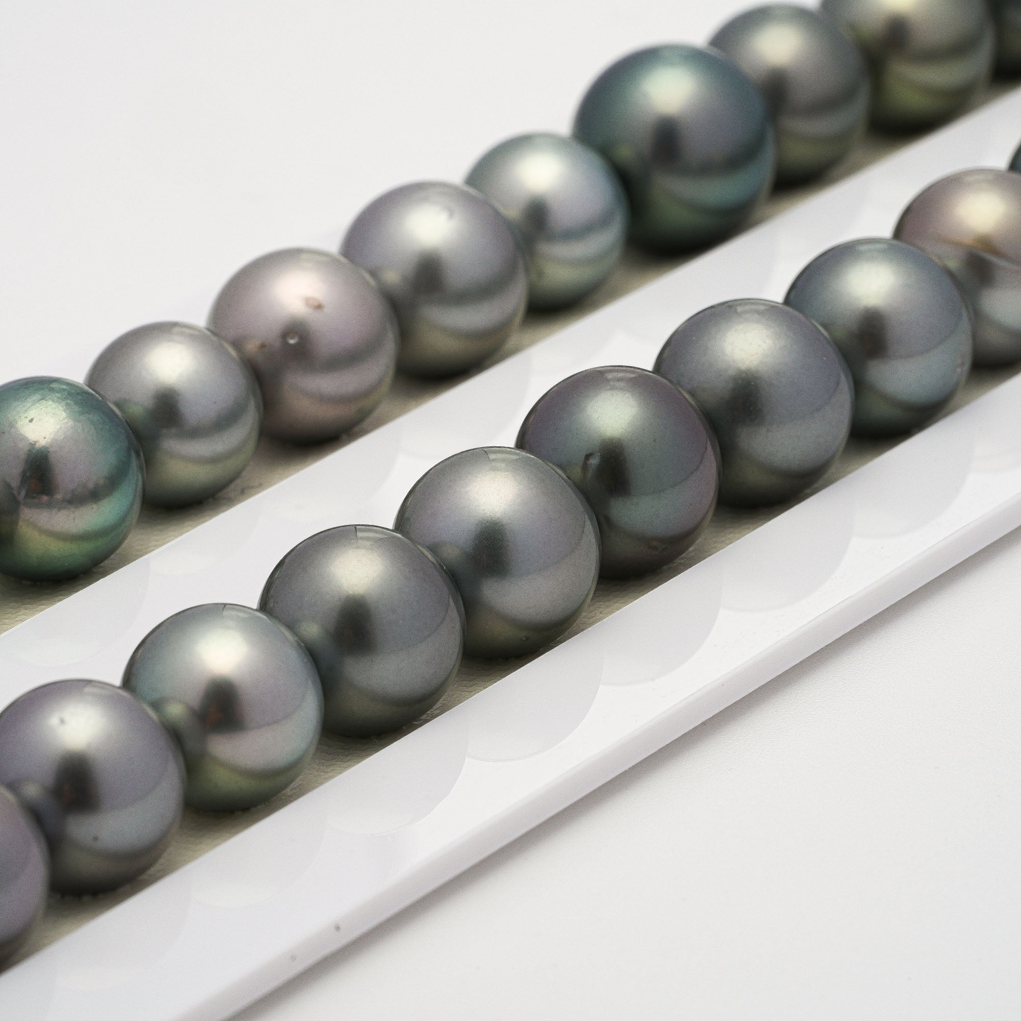 37pcs Light 10-13mm - RSR AA/AAA Quality Tahitian Pearl Necklace NL661