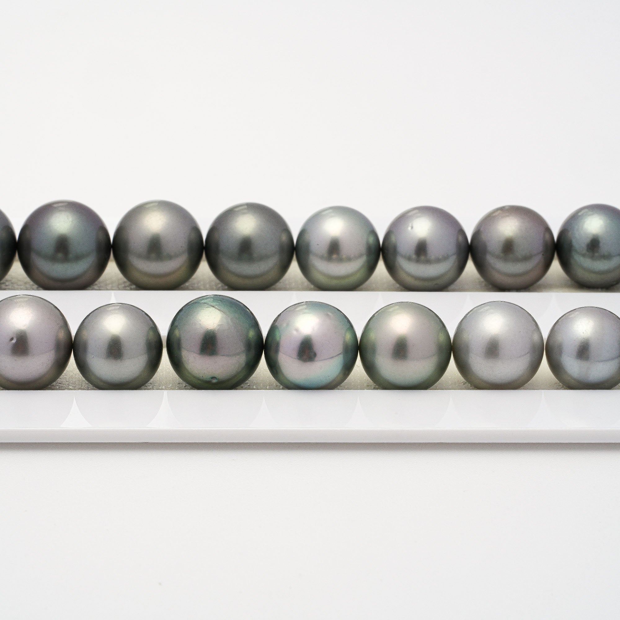 37pcs Light 10-13mm - RSR AA/AAA Quality Tahitian Pearl Necklace NL661