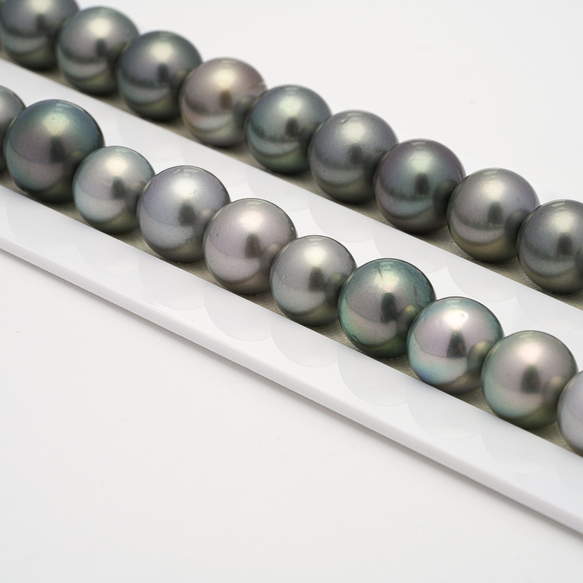 37pcs Light 10-13mm - RSR AA/AAA Quality Tahitian Pearl Necklace NL661