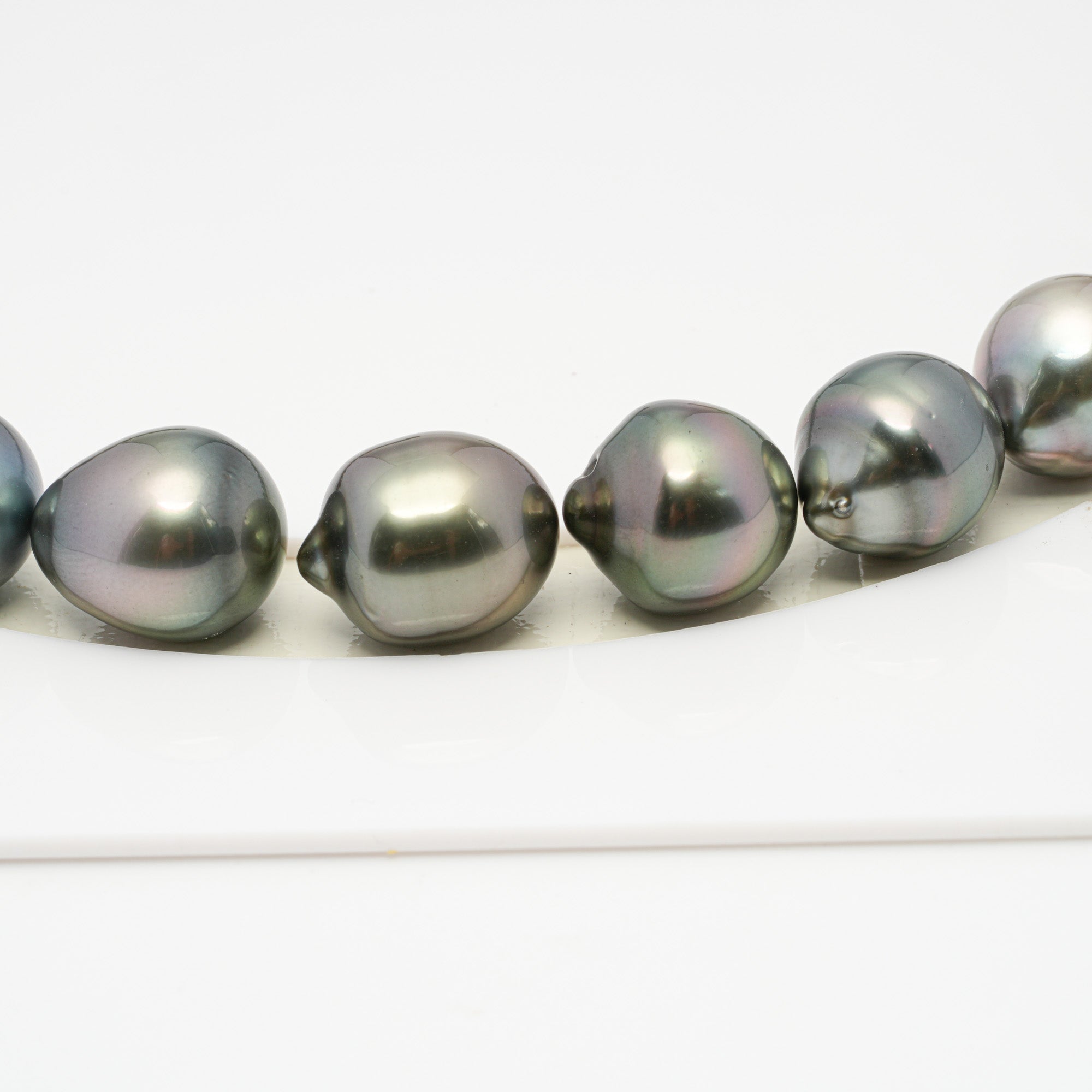 32pcs Light 9-11mm - SB AAA/AA Quality Tahitian Pearl Necklace NL1275 HL1