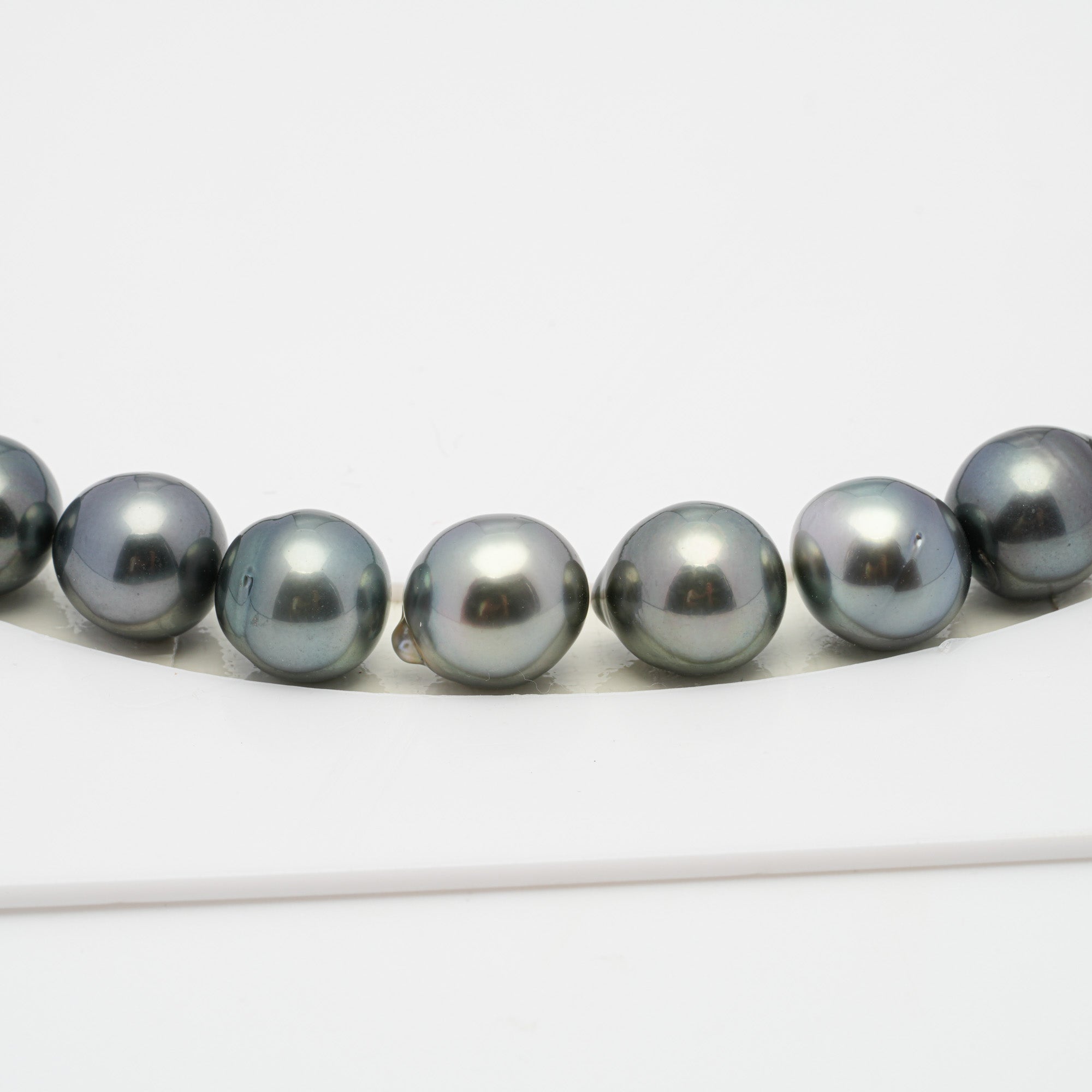 45pcs Green Grey 8-9mm - SB AAA/AA Quality Tahitian Pearl Necklace NL1285 HL1