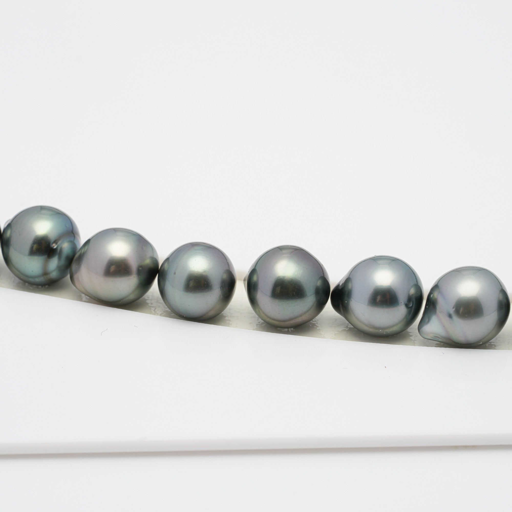 45pcs Green Grey 8-9mm - SB AAA/AA Quality Tahitian Pearl Necklace NL1285 HL1