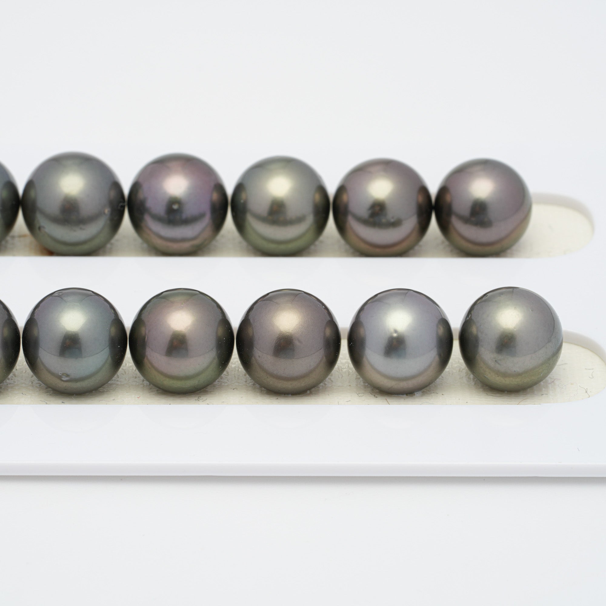 36pcs Green Brown 11-13mm - RSR AAA/AA Quality Tahitian Pearl Necklace NL1227