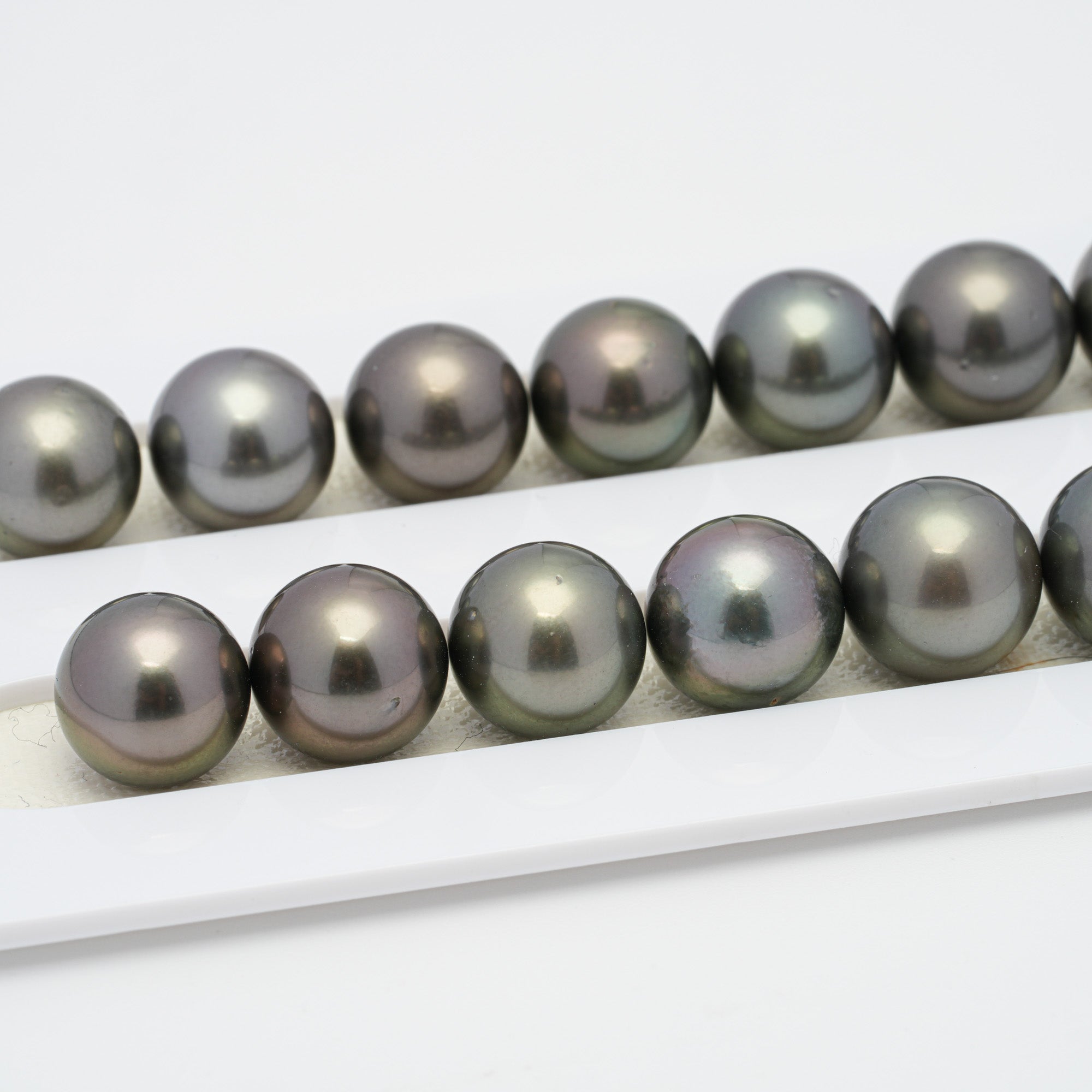 36pcs Green Brown 11-13mm - RSR AAA/AA Quality Tahitian Pearl Necklace NL1227