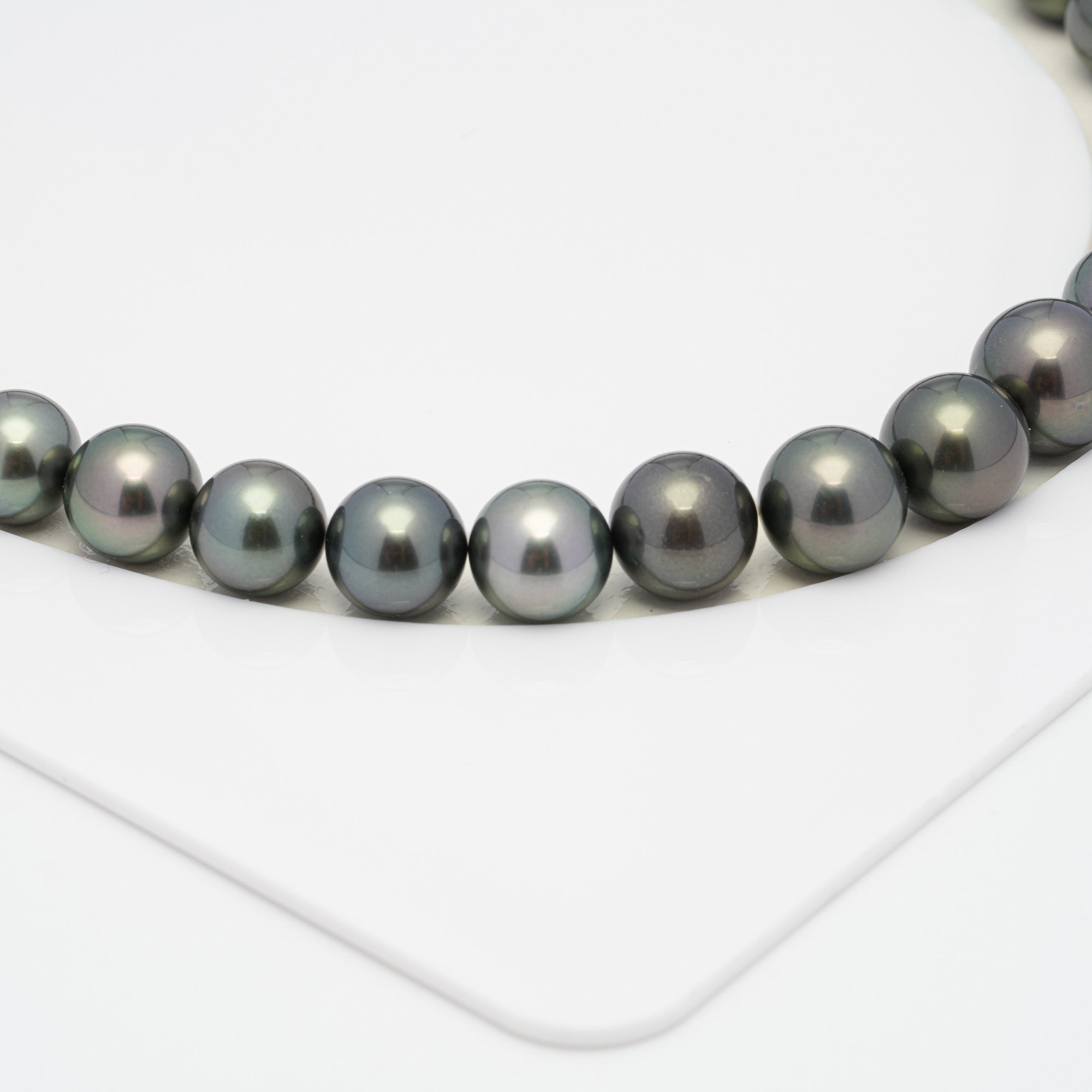 43pcs Green Mix 9-11mm - RSR AAA Quality Tahitian Pearl Necklace NL1281 NG18