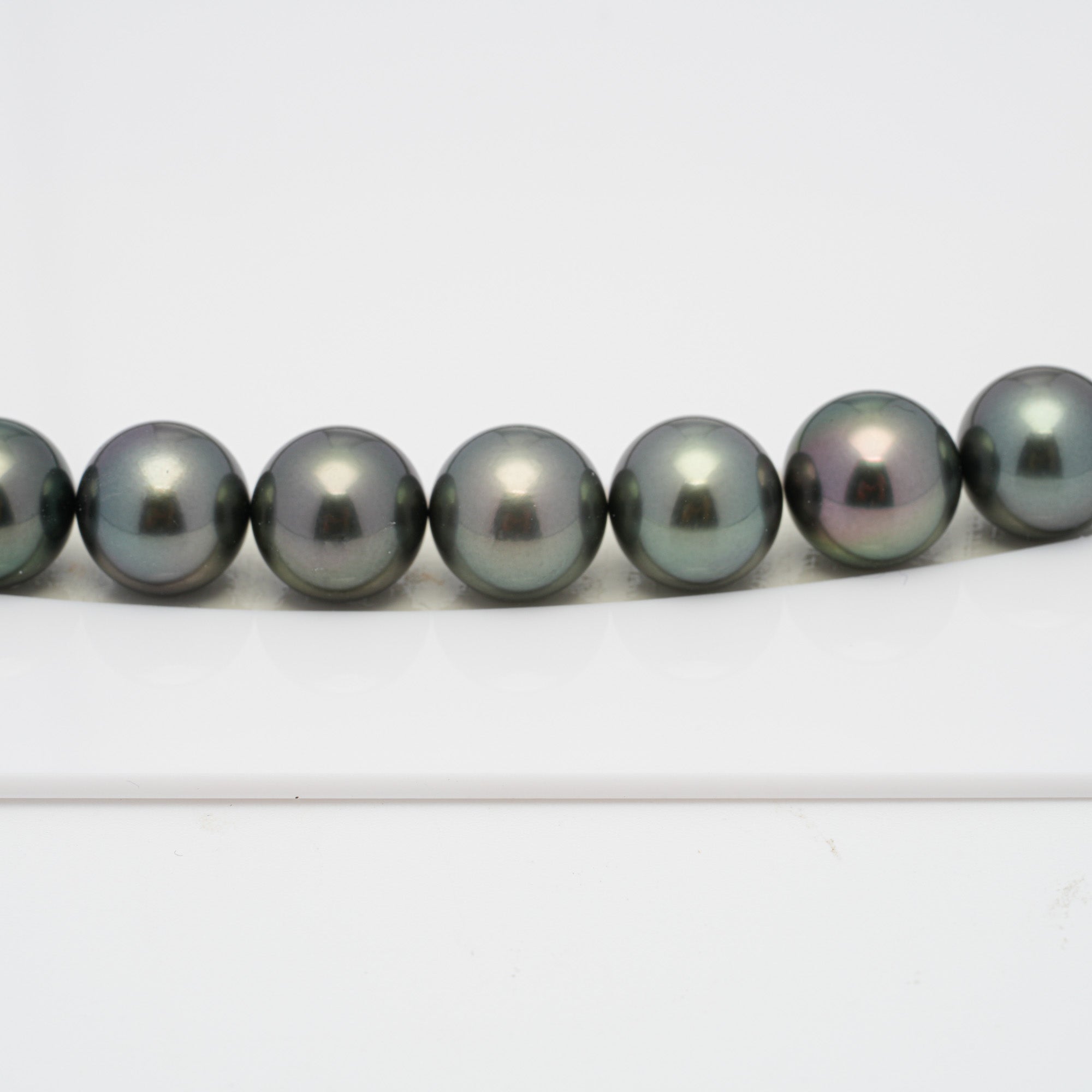 43pcs Green Mix 9-11mm - RSR AAA Quality Tahitian Pearl Necklace NL1281 NG18