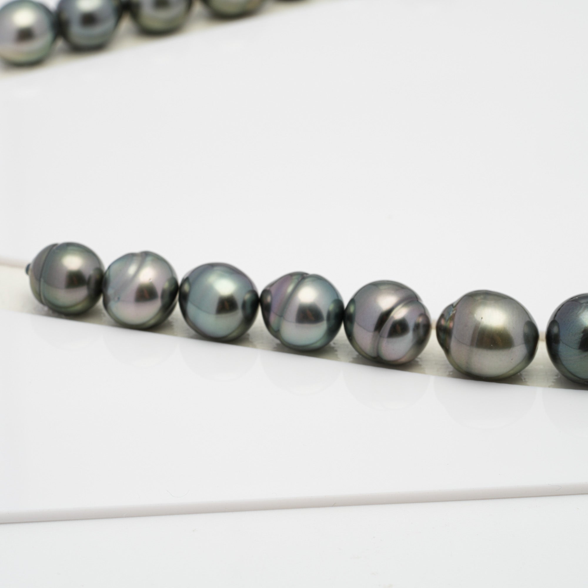 38pcs Multicolor 7-11mm - SB AAA/AA Quality Tahitian Pearl Necklace NL1239