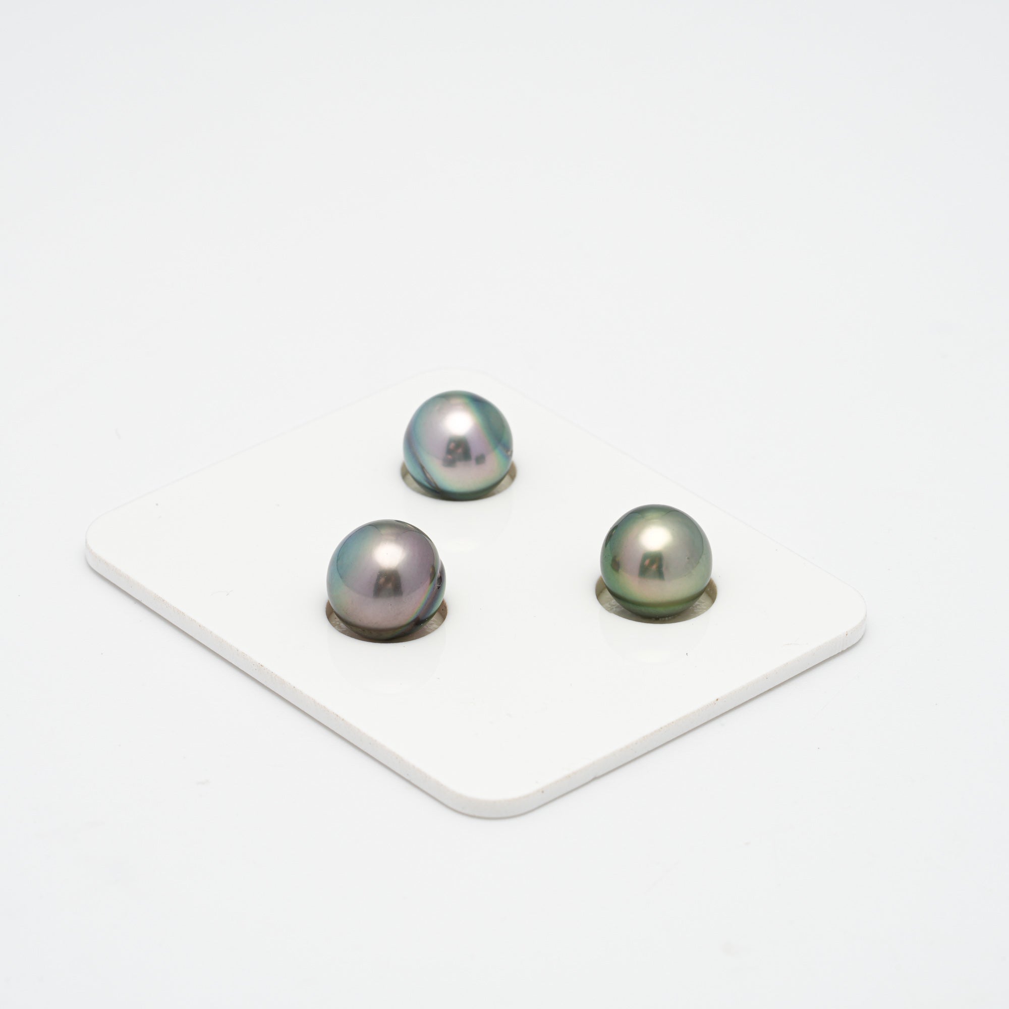 3pcs Green 9.5-10.1mm - NR AAA/AA Quality Tahitian Pearl Trio Set ER1295