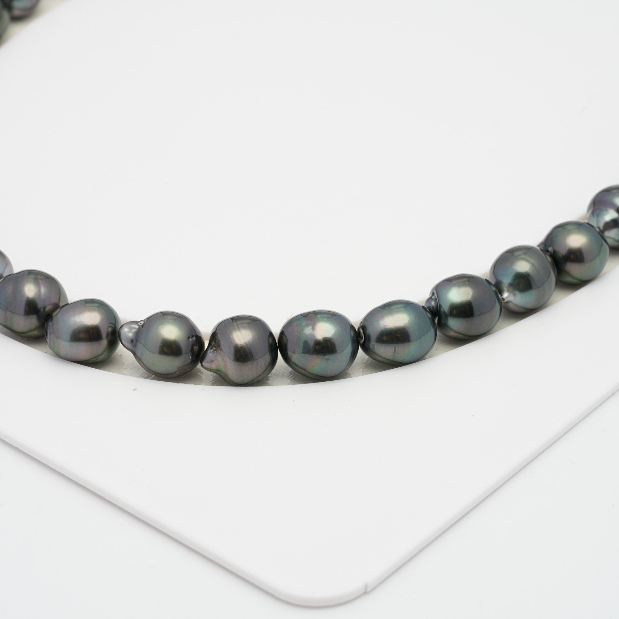 39pcs Dark Green 8-11mm - SB AAA/AA Quality Tahitian Pearl Necklace NL1233 HL1