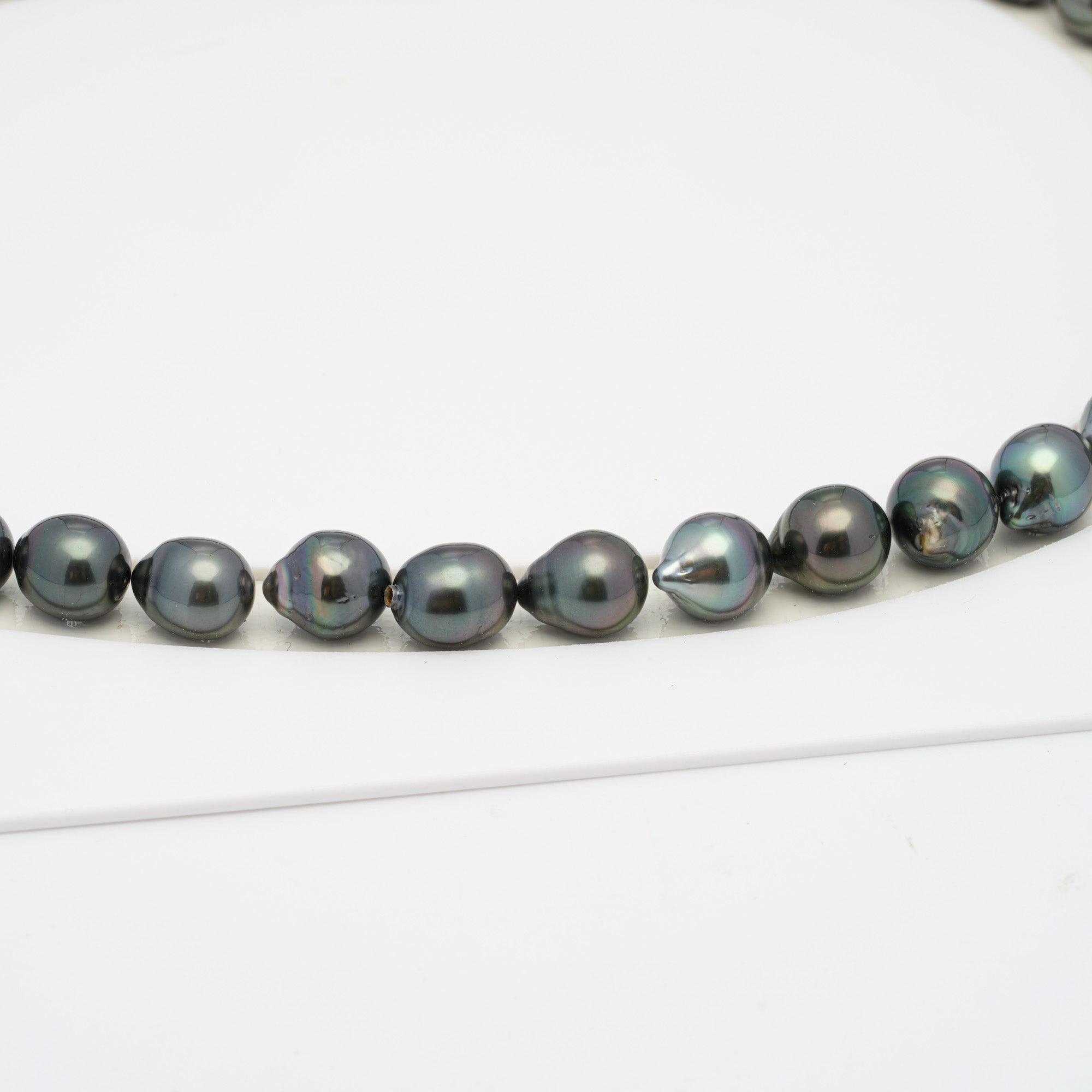 39pcs Dark Green 8-11mm - SB AAA/AA Quality Tahitian Pearl Necklace NL1233 HL1