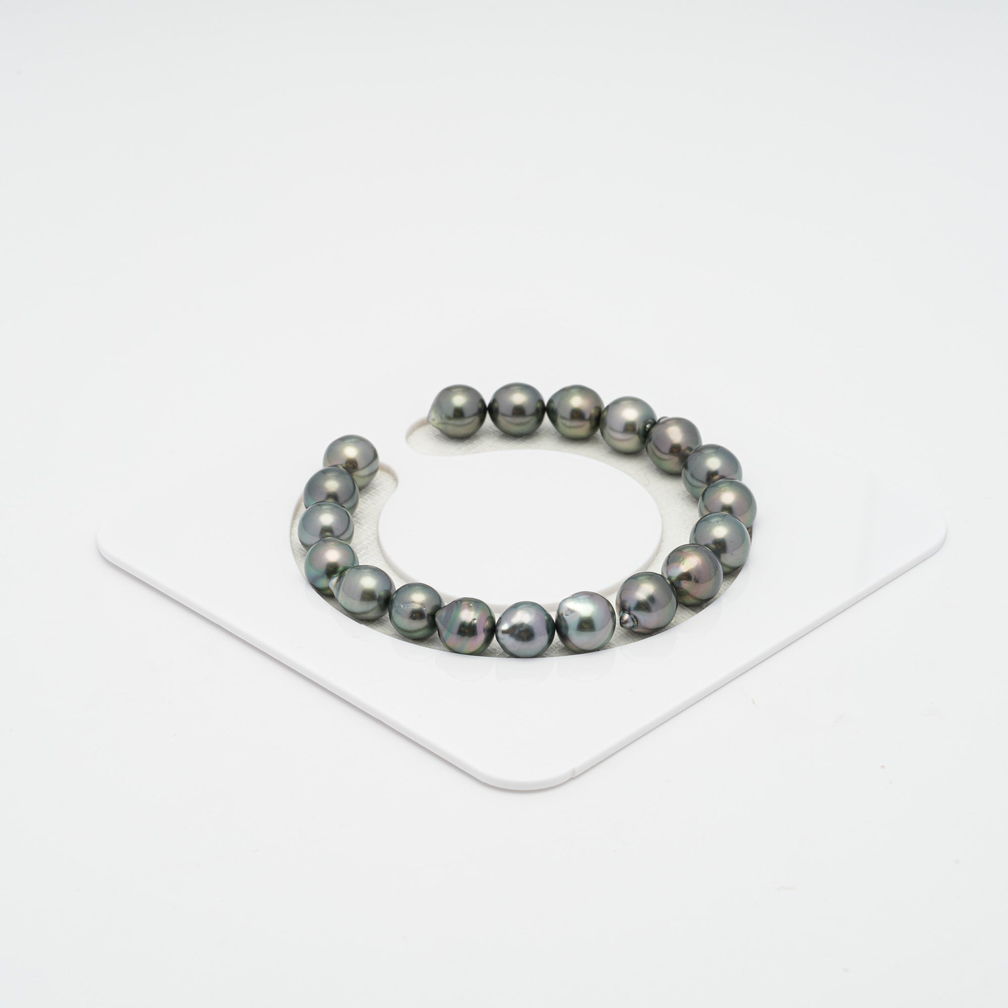 19pcs Green 8-9mm - SB AAA/AA Quality Tahitian Pearl Bracelet BR1710 HL1