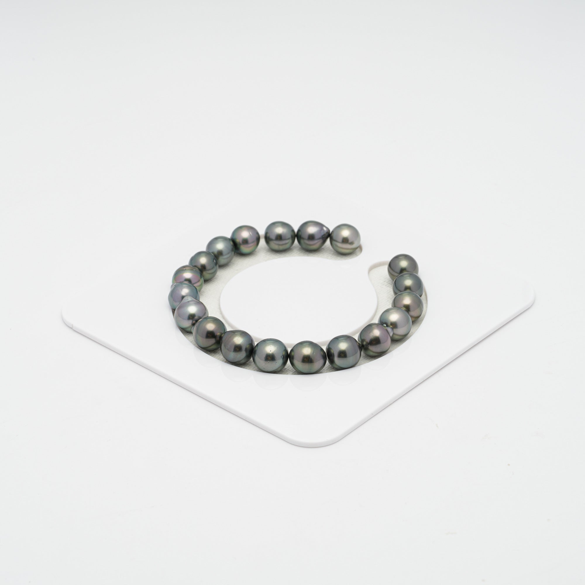 19pcs Green 8-9mm - SB AAA/AA Quality Tahitian Pearl Bracelet BR1710 HL1