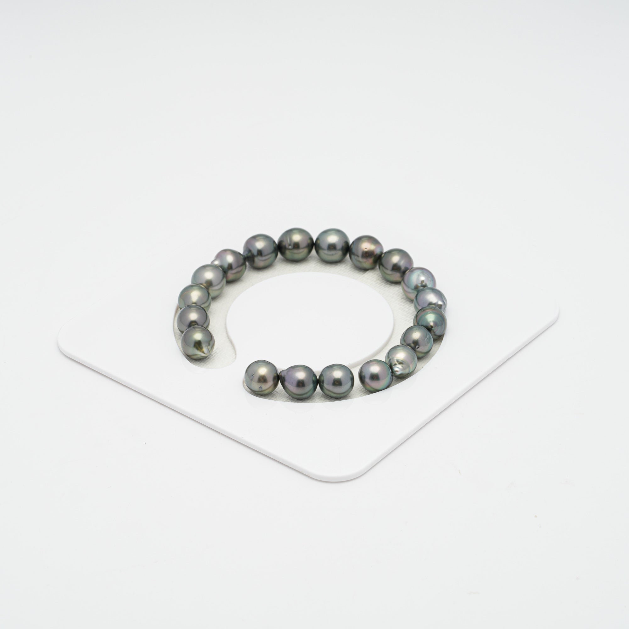 19pcs Green 8-9mm - SB AAA/AA Quality Tahitian Pearl Bracelet BR1710 HL1