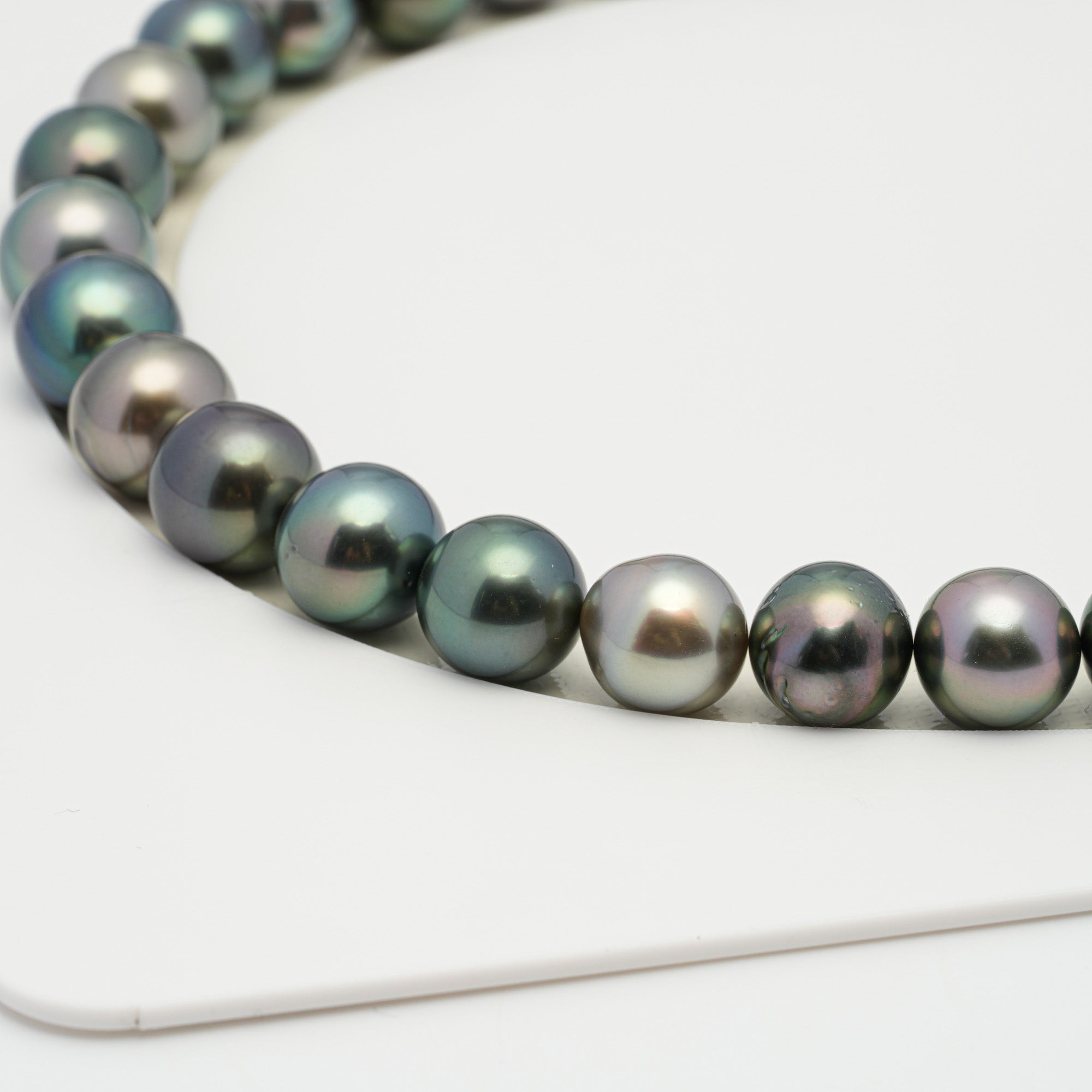 Tahitian Pearls CMWPEARLS