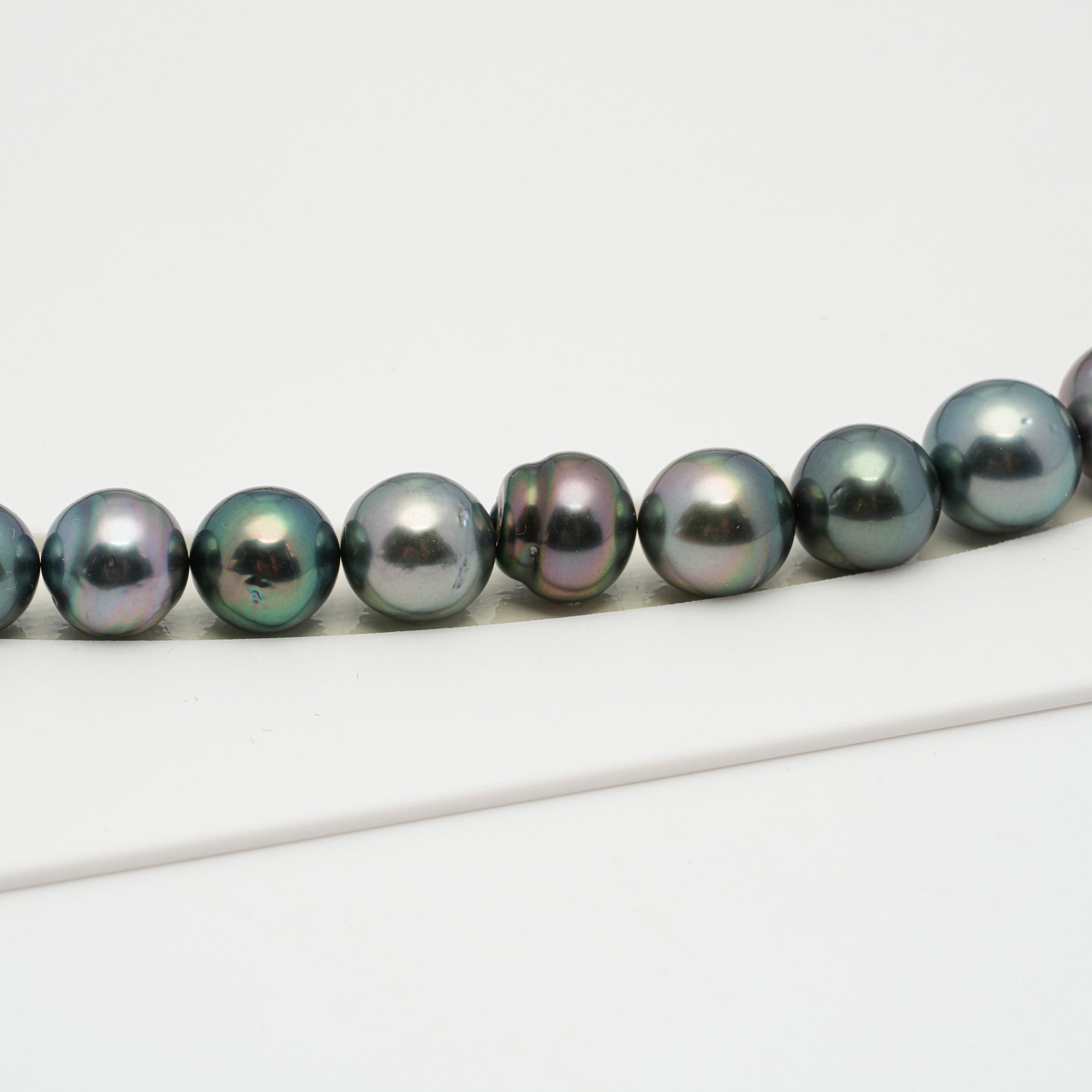 Tahitian Pearls CMWPEARLS