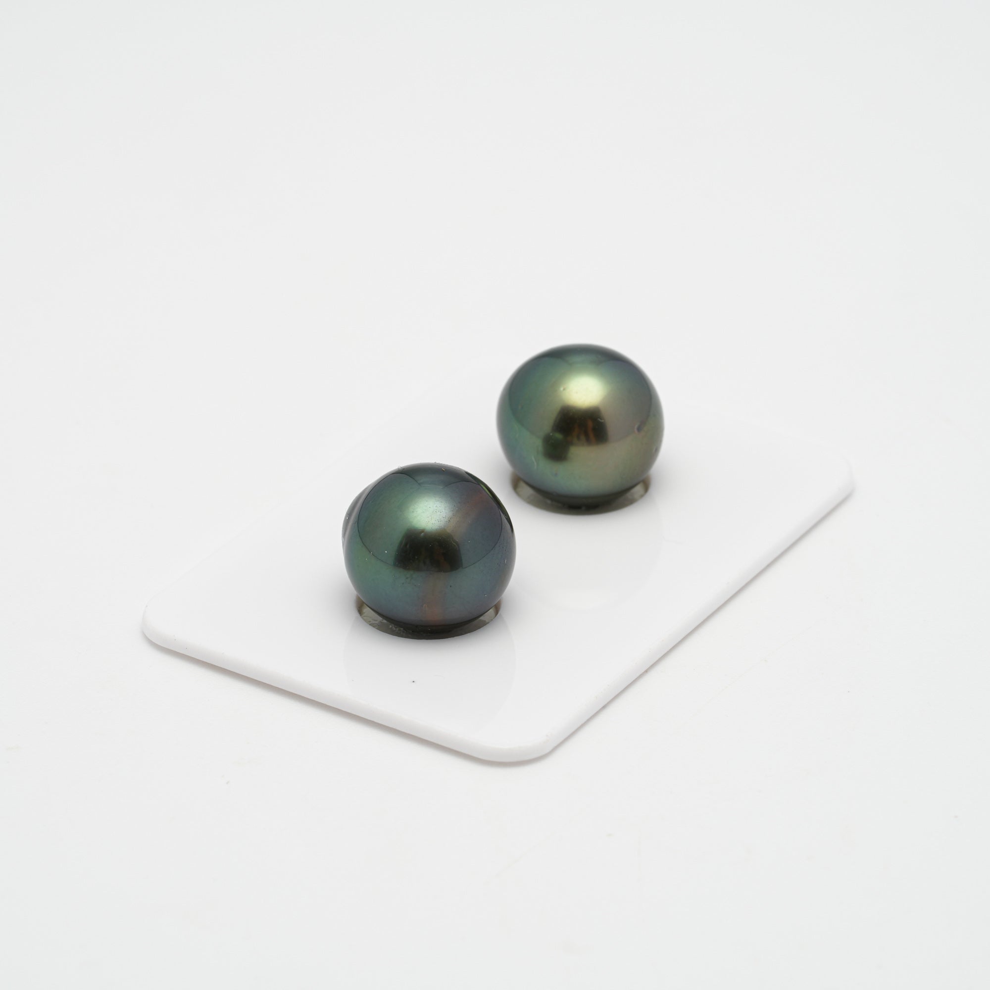 2pcs Green 12.5mm - SB AAA/AA Quality Tahitian Pearl Pair ER1341 CMP1