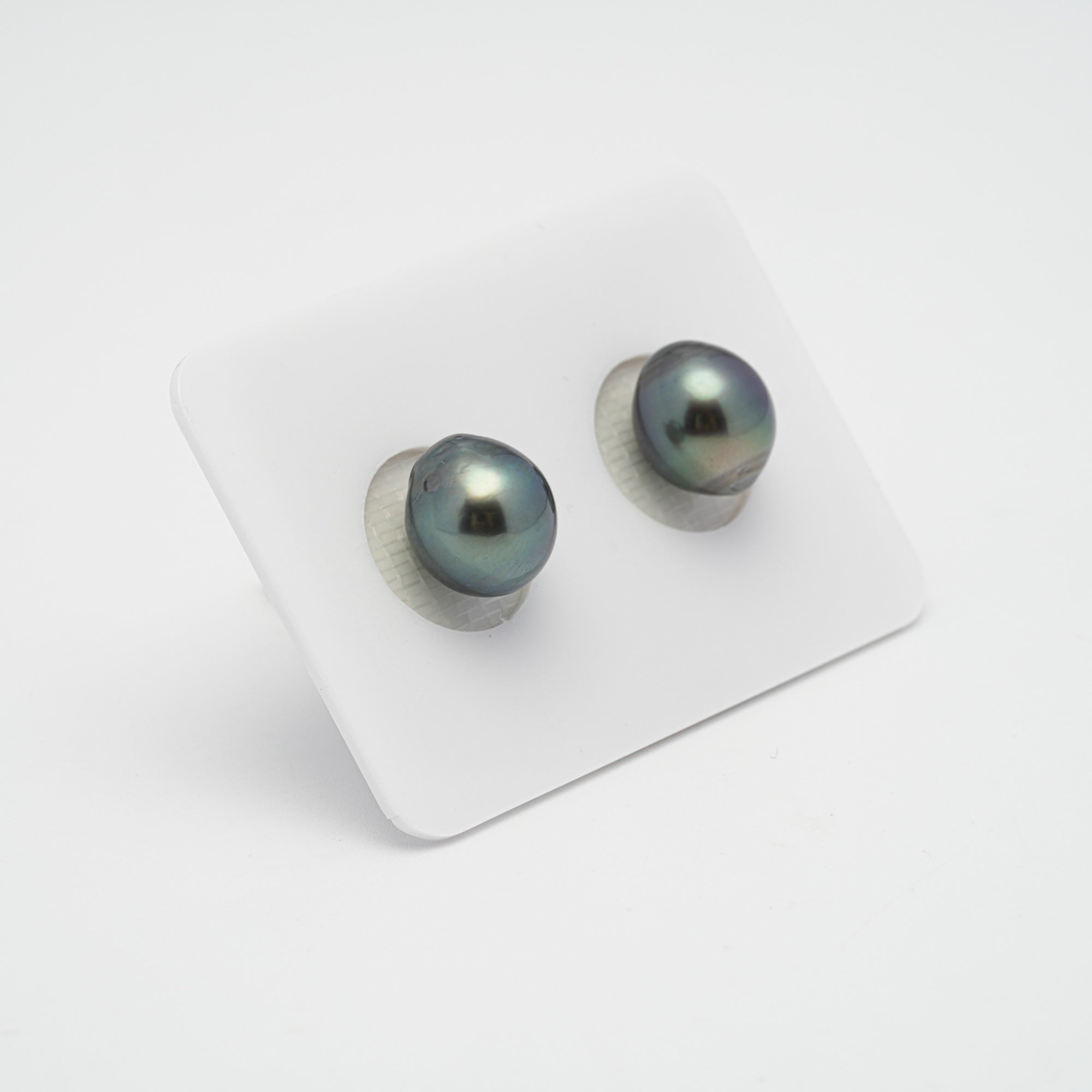 Tahitian Pearls CMWPEARLS