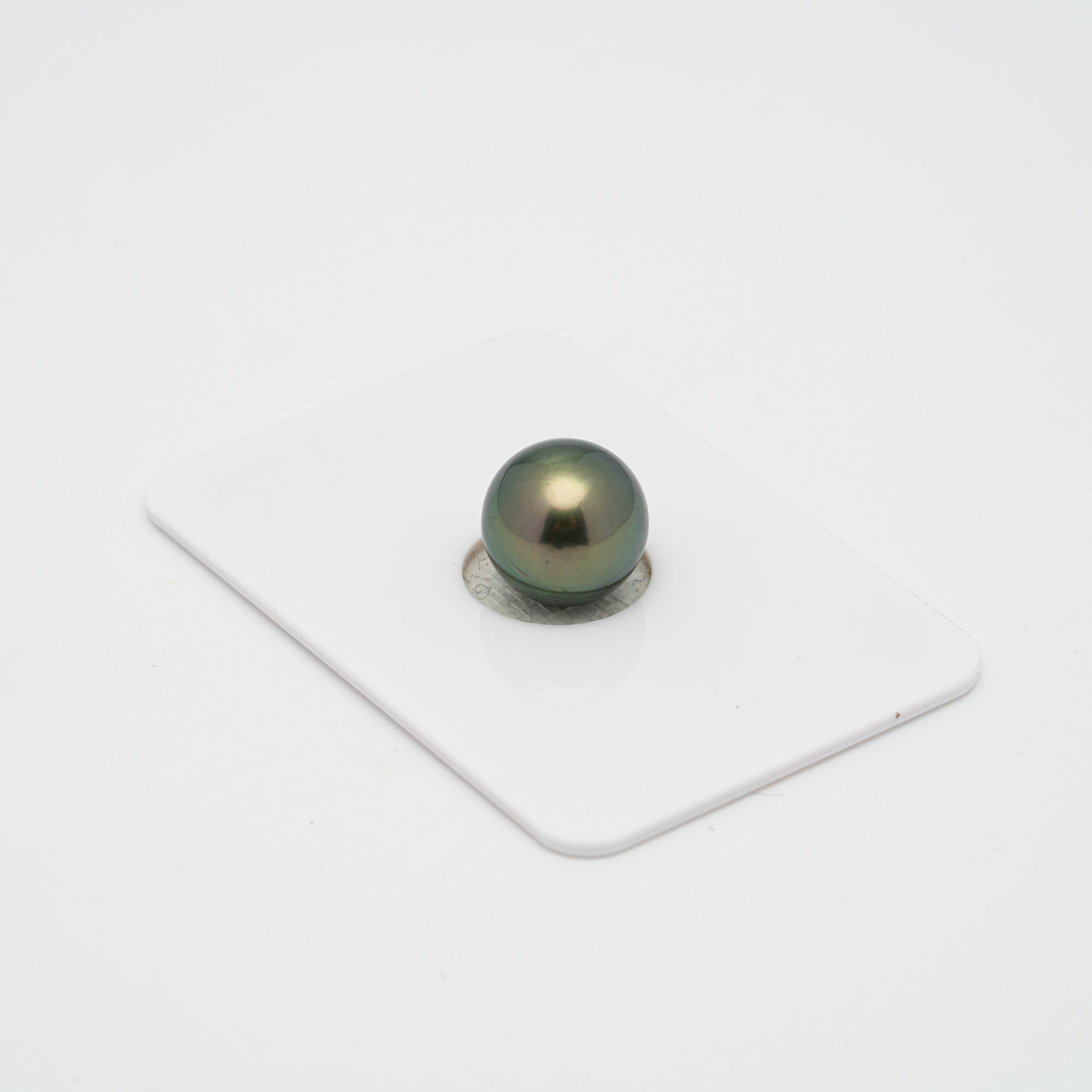 1pcs "High Luster" Green 10.9mm - RSR AAA/AA Quality Tahitian Pearl Single LP1597