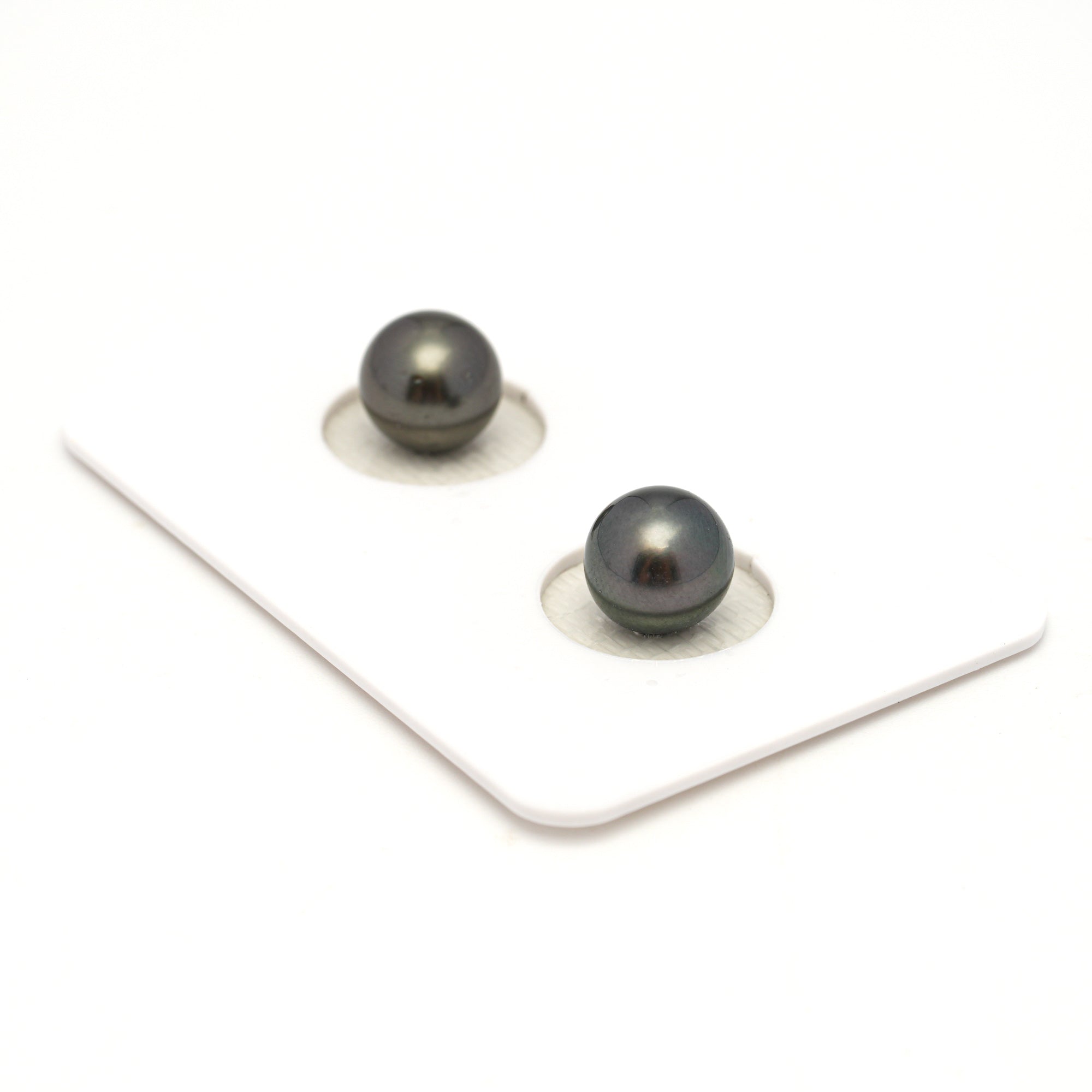 2pcs Green 7.8mm - RSR AAA/AA Quality Tahitian Pearl Pair ER1794 NG19