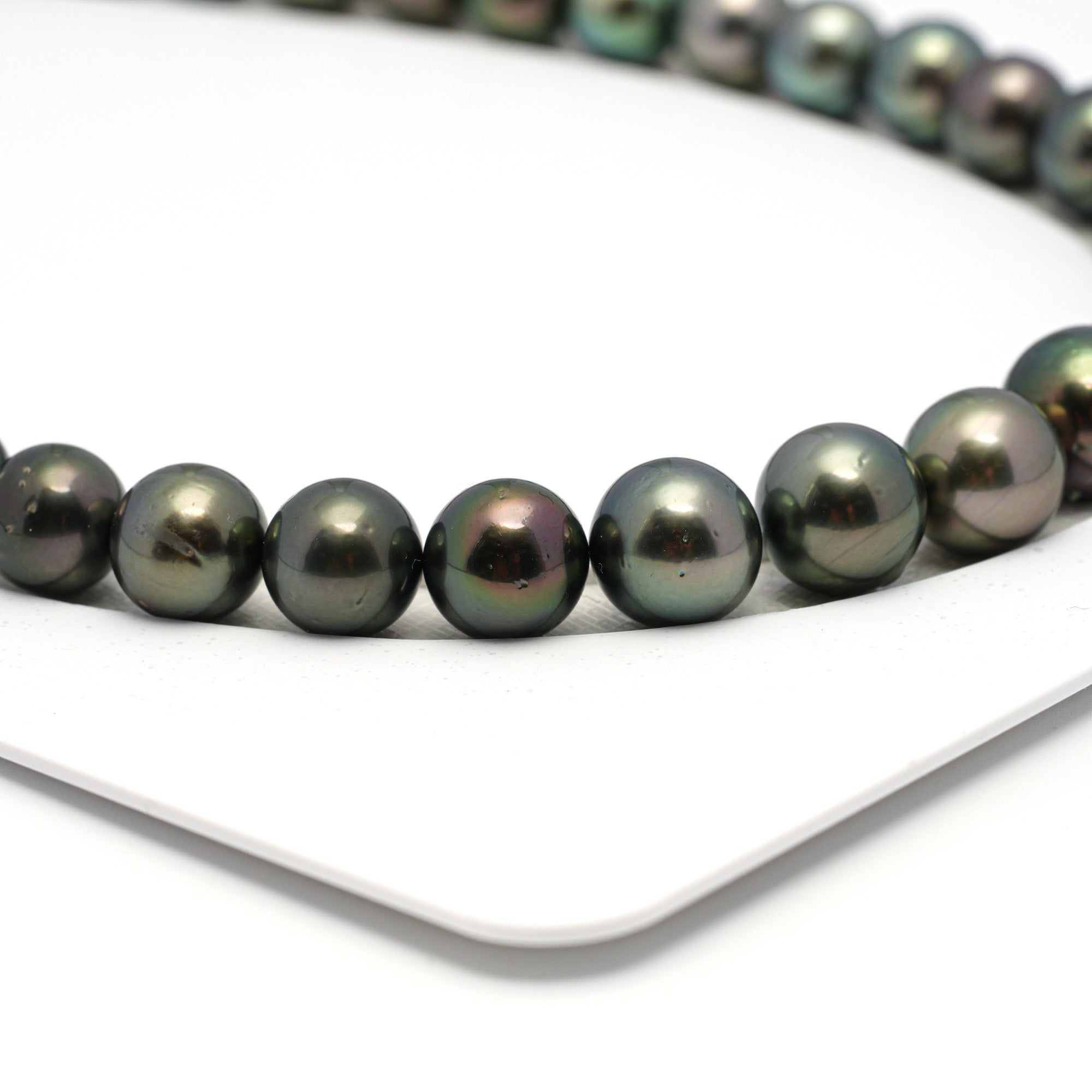 Tahitian Pearls CMWPEARLS