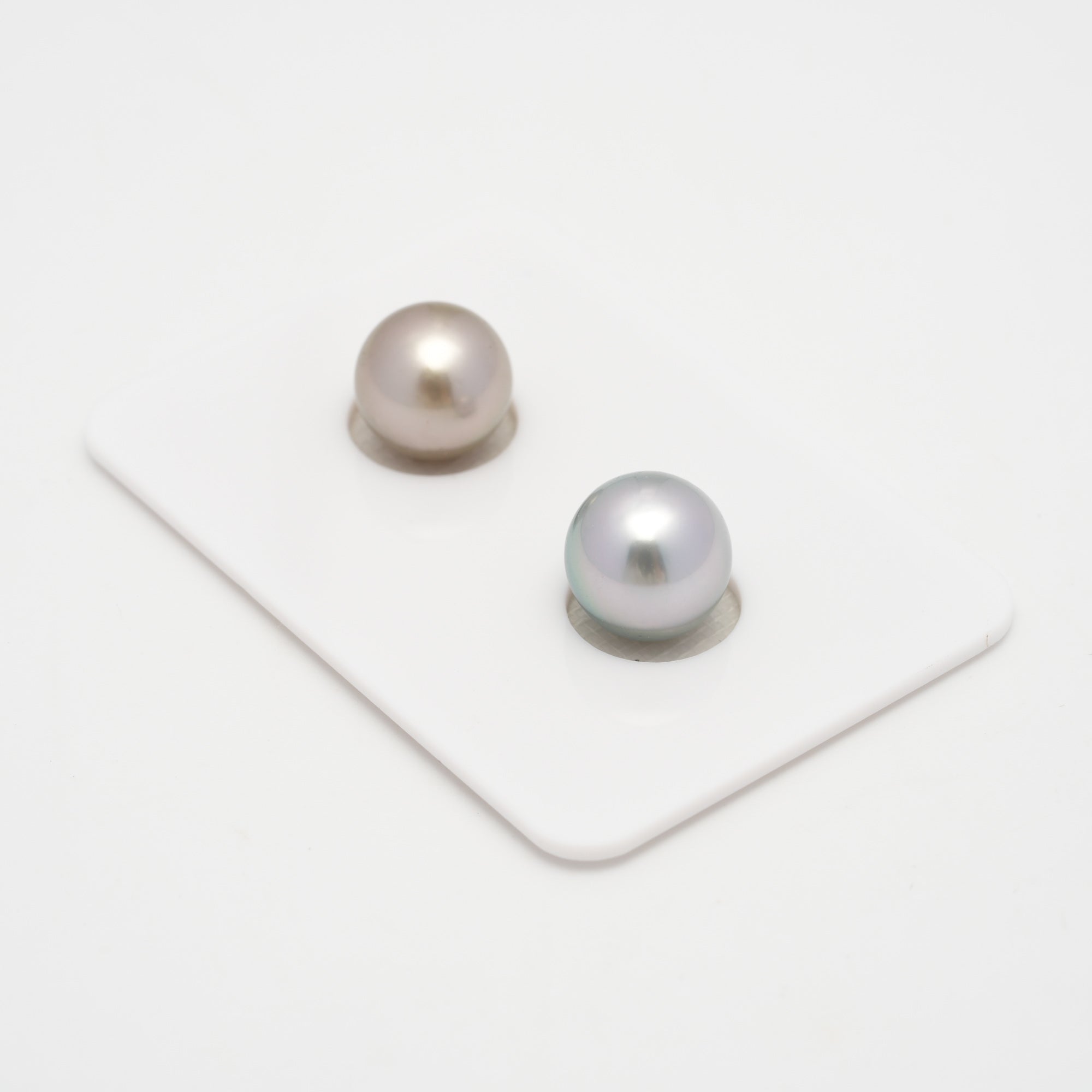 2pcs Light Mix 9.6-9.8mm - RSR AAA/TOP Quality Tahitian Pearl Pair ER1583 A101