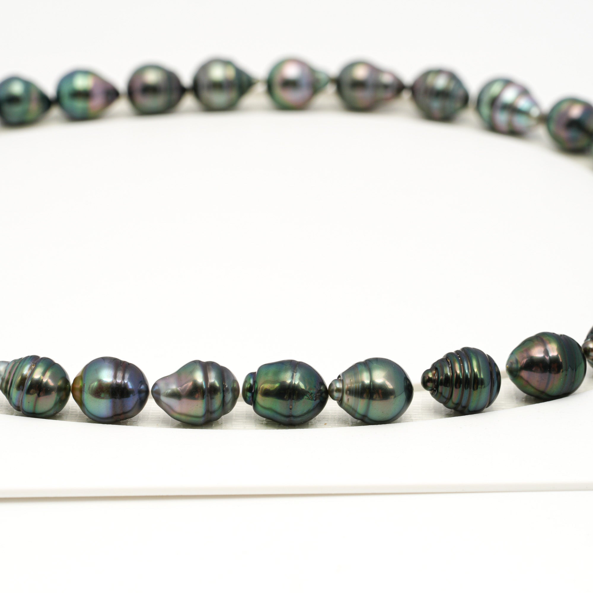45pcs Green 9-10mm - CL/SB AAA Quality Tahitian Pearl Necklace NL1712 TH5