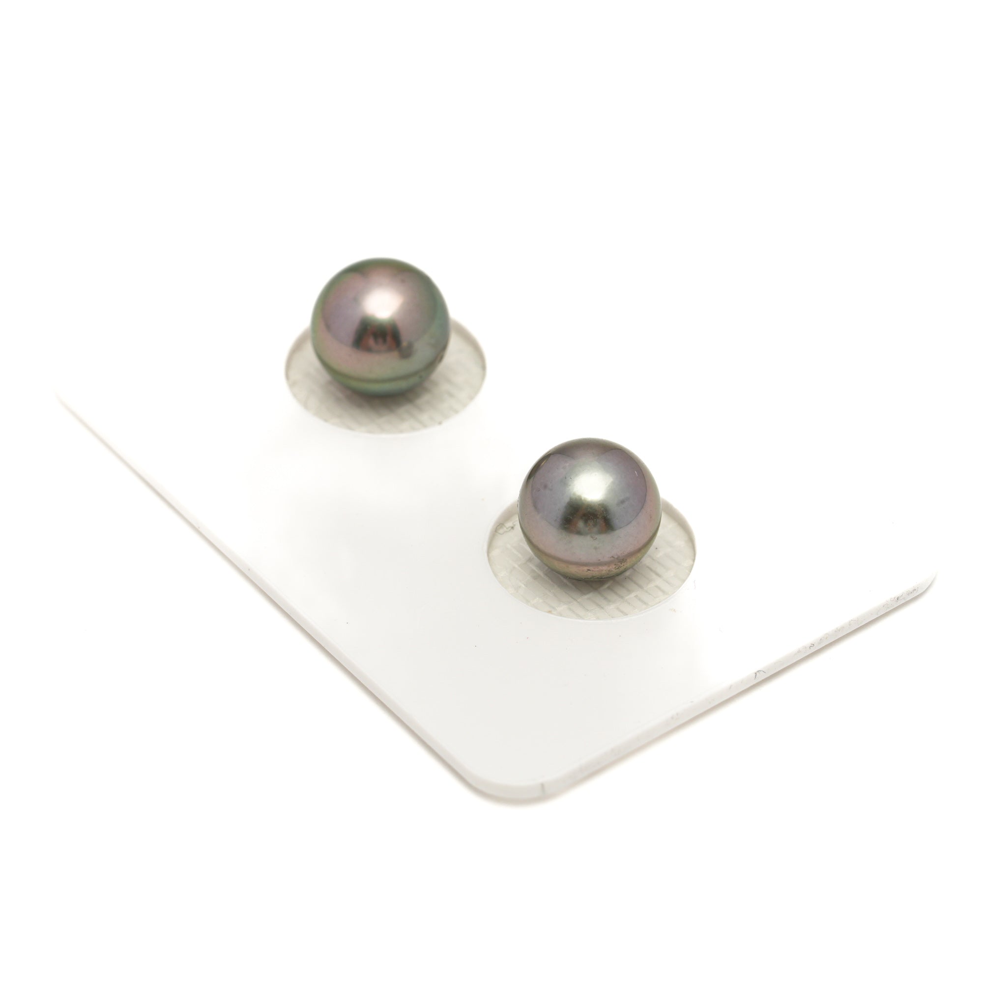 2pcs "High Luster" Green Cherry 8.4-8.5mm - RSR AAA/AA Quality Tahitian Pearl Pair ER1853 OR6