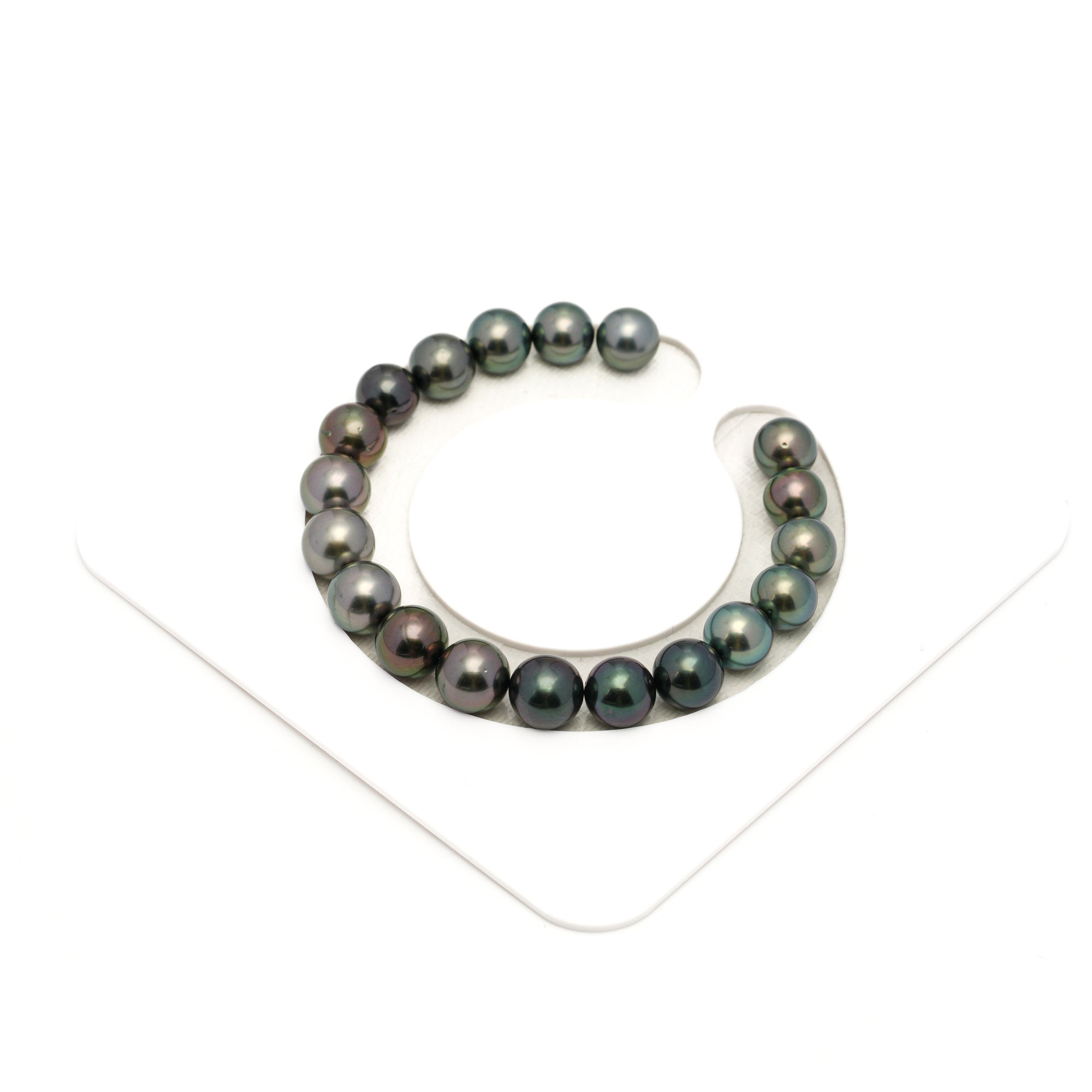 19pcs Green Mix 8-9mm - RSR AAA/AA Quality Tahitian Pearl Bracelet BR2429