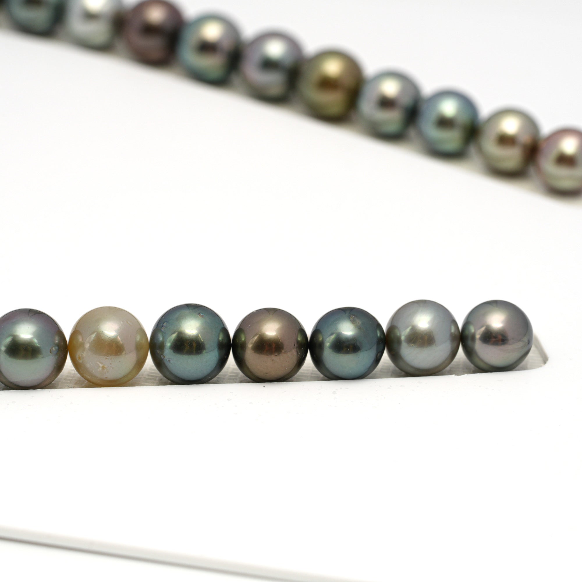 Tahitian Pearls CMWPEARLS