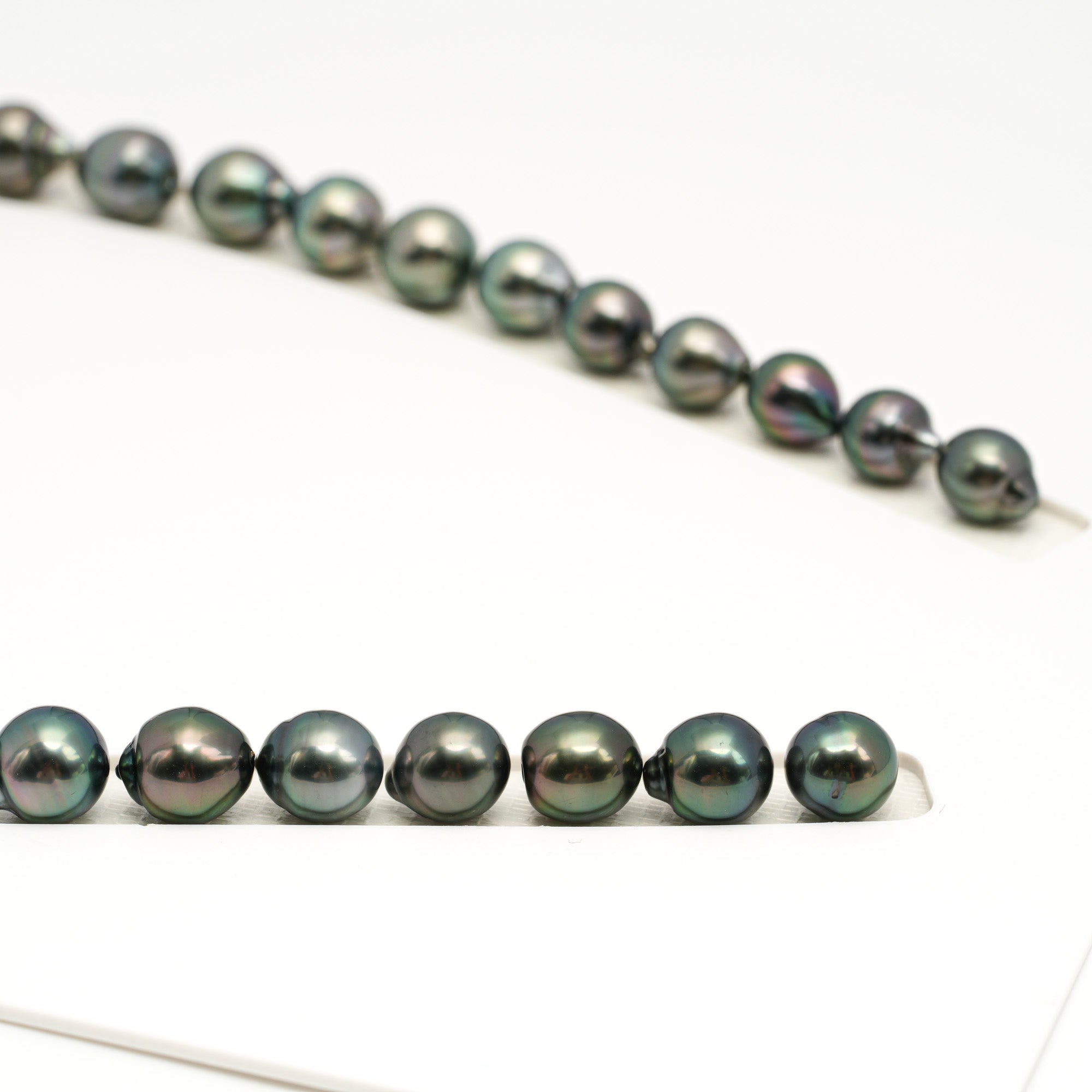 38pcs Green 8-10mm - SB AAA Quality Tahitian Pearl Necklace NL1709 TH5