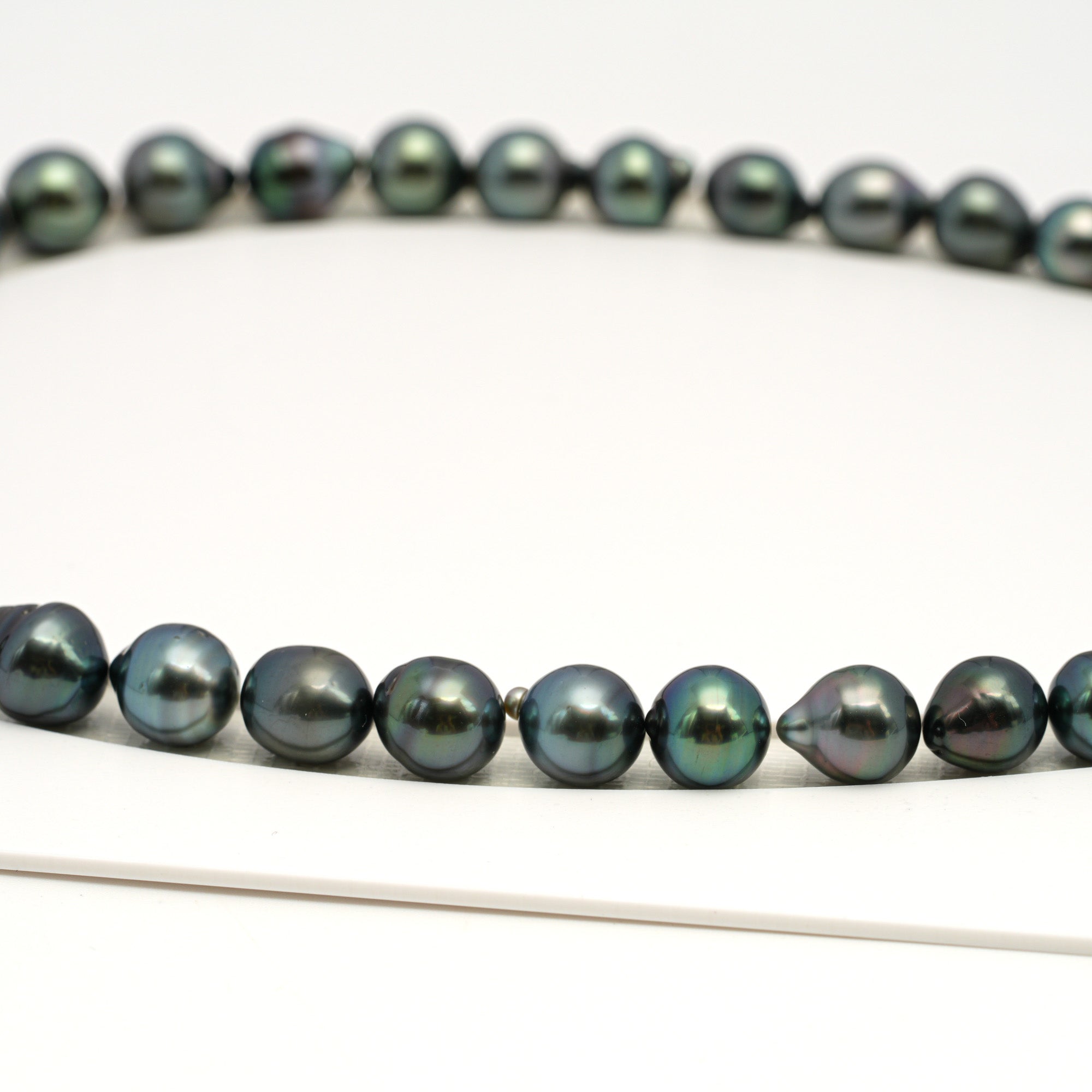39pcs Green Mix 8-11mm - SB AAA Quality Tahitian Pearl Necklace NL1711 TH5