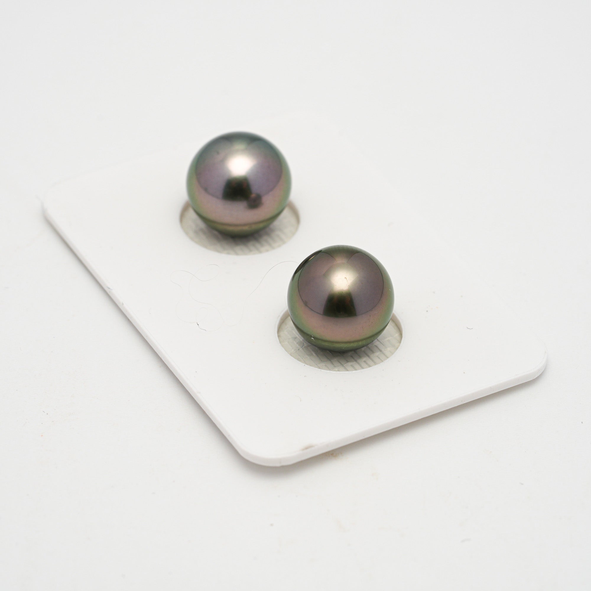 2pcs Green 10.5-10.7mm - SB/NR AAA/AA Quality Tahitian Pearl Pair ER1593 OR11