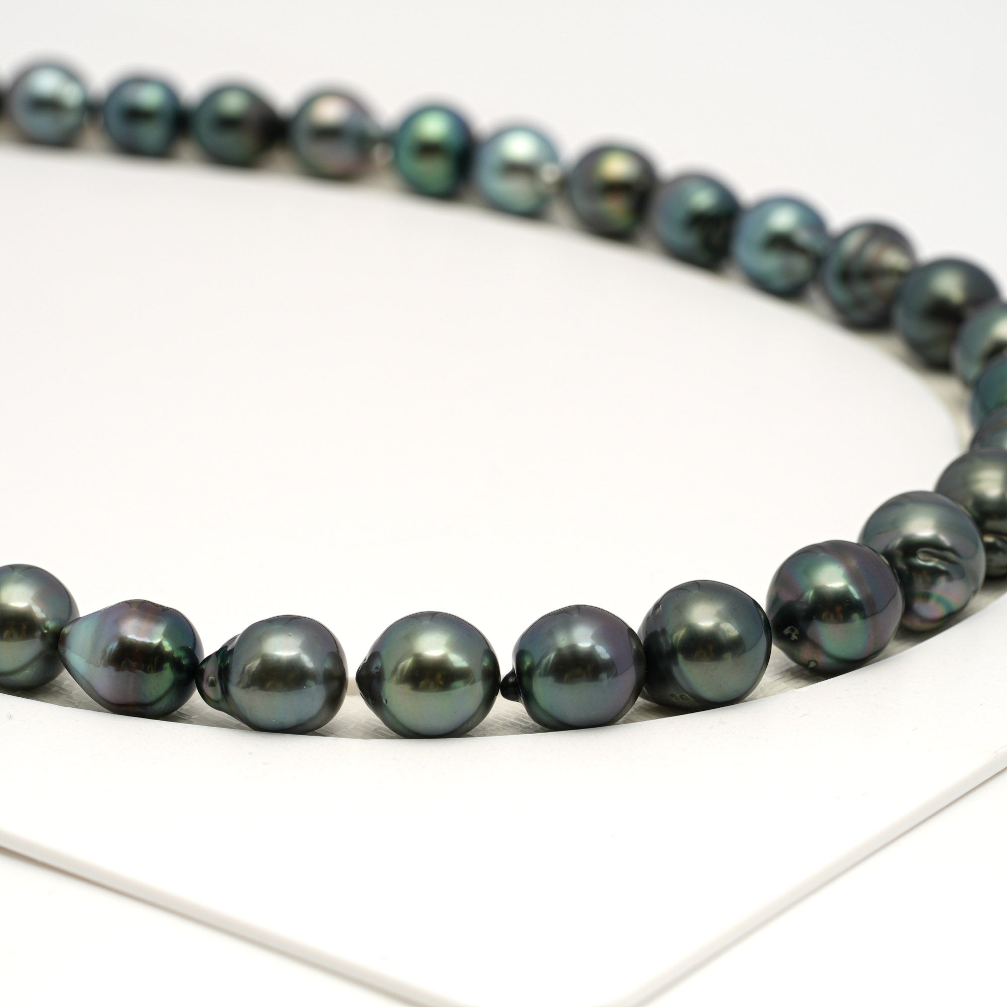 39pcs Green Mix 8-11mm - SB AAA Quality Tahitian Pearl Necklace NL1711 TH5