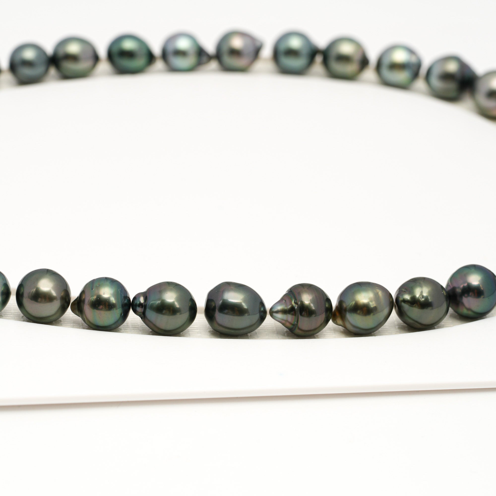 38pcs Green 8-10mm - SB AAA Quality Tahitian Pearl Necklace NL1709 TH5