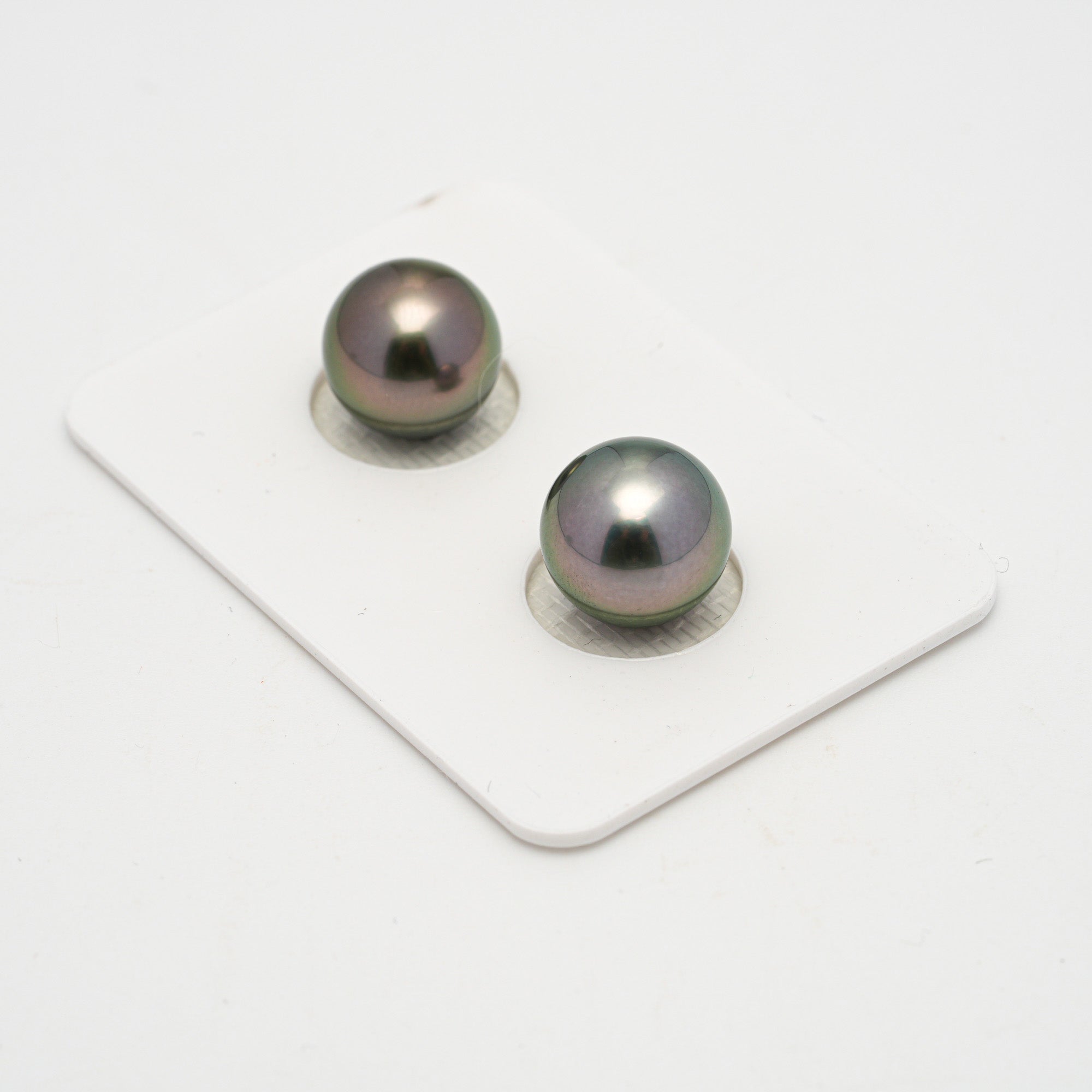 2pcs Green 10.5-10.7mm - SB/NR AAA/AA Quality Tahitian Pearl Pair ER1593 OR11