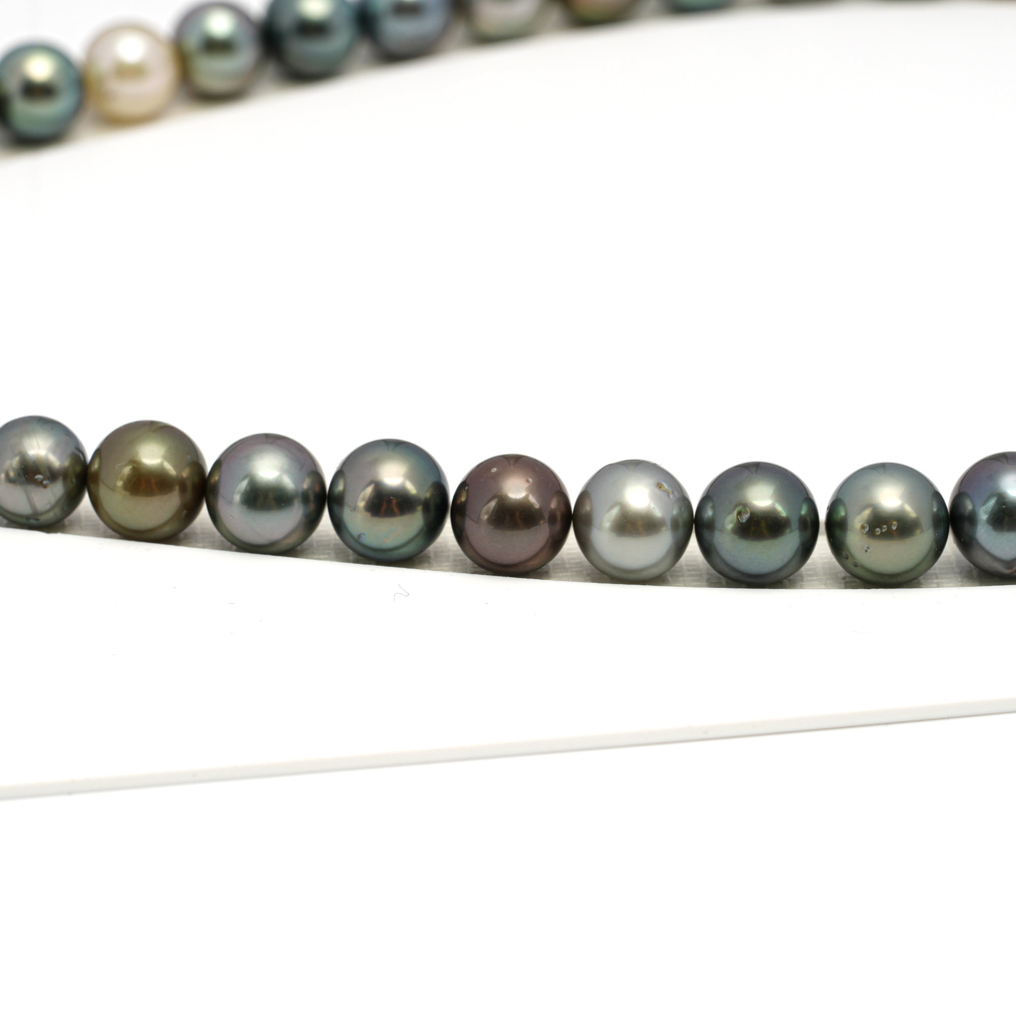 Tahitian Pearls CMWPEARLS