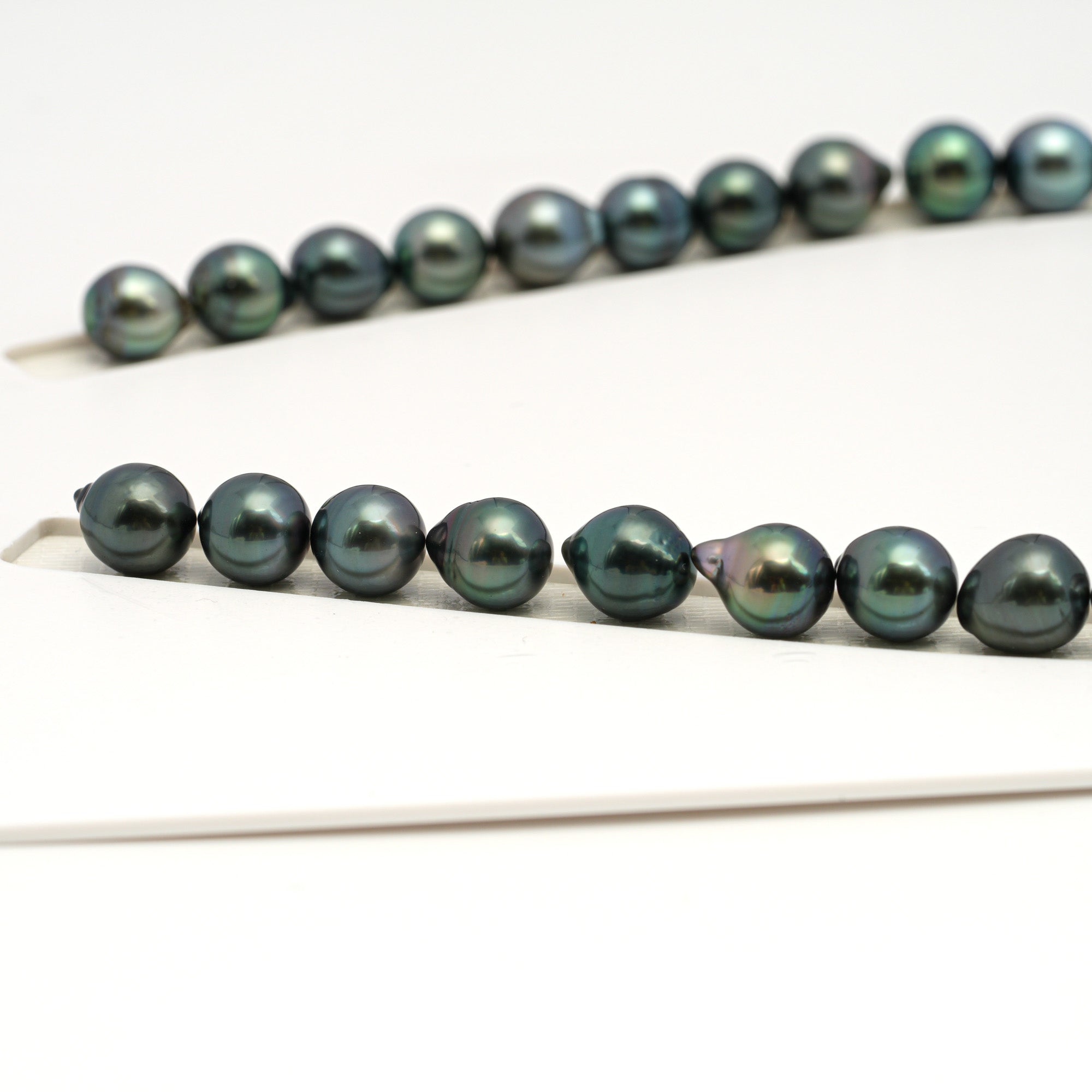 39pcs Green Mix 8-11mm - SB AAA Quality Tahitian Pearl Necklace NL1711 TH5
