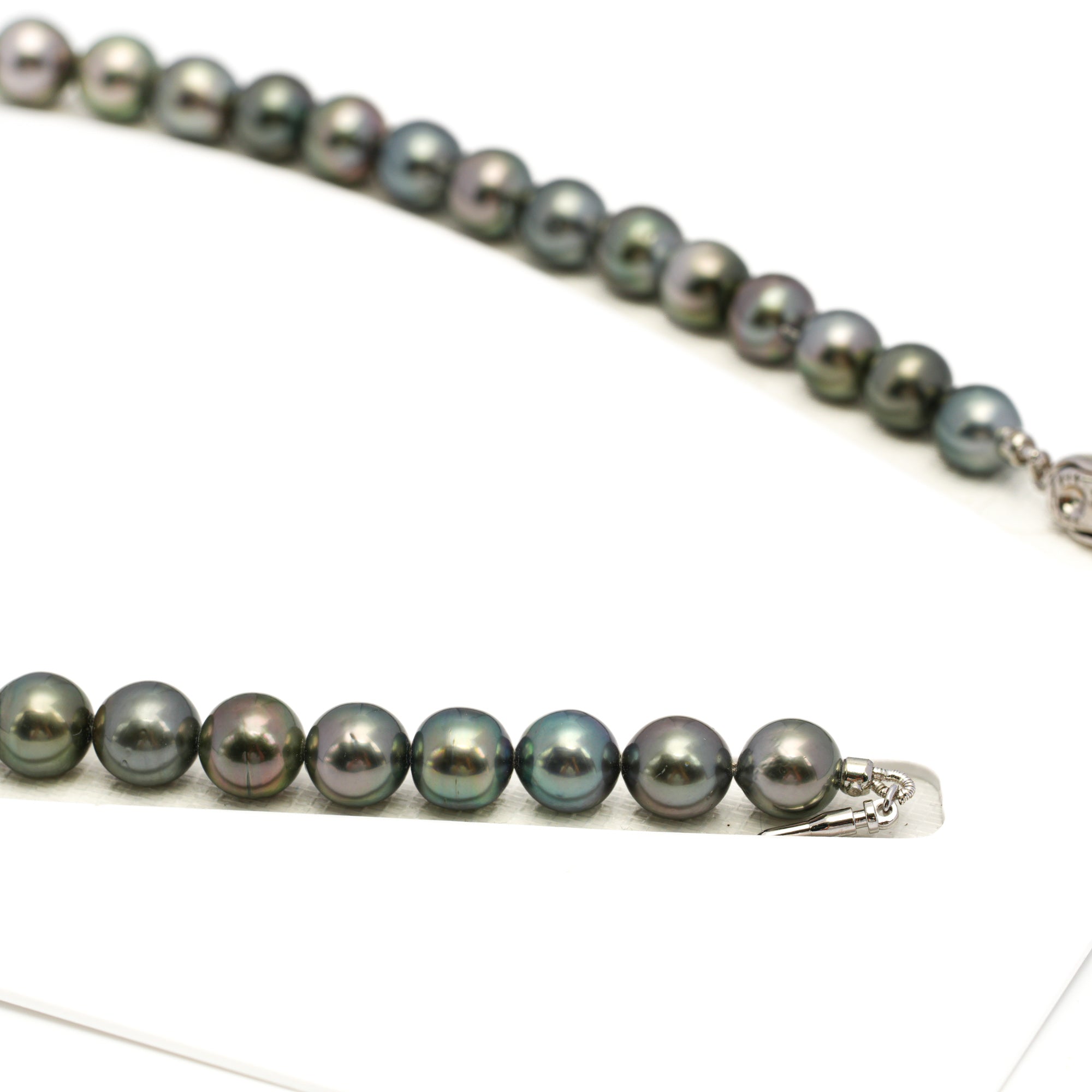 43pcs Light Green 8-11mm - NR AAA/AA Quality Tahitian Pearl Drilled Necklace NL1738 WF1