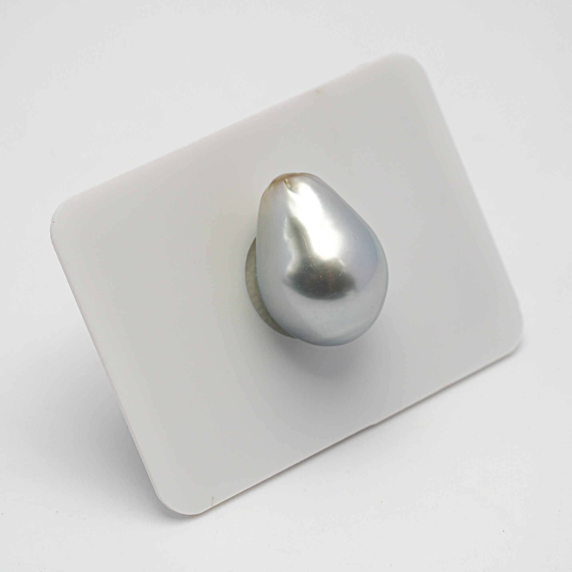 1pcs "Top Luster" Silver 13.3mm - SB TOP Quality Tahitian Pearl Single LP1766
