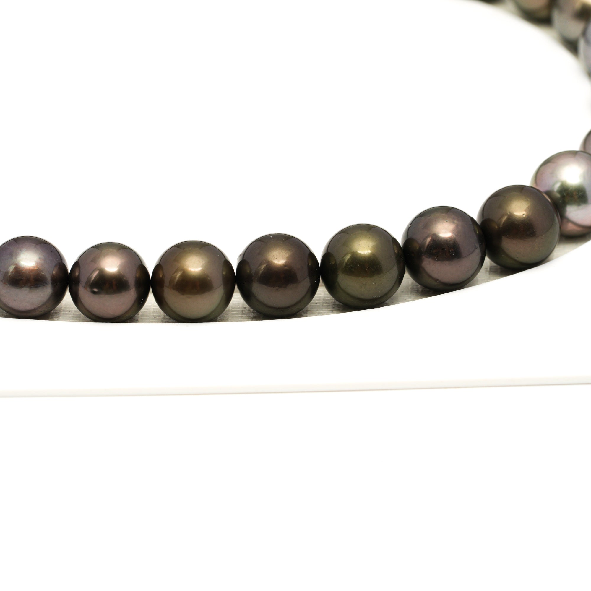 Tahitian Pearls CMWPEARLS