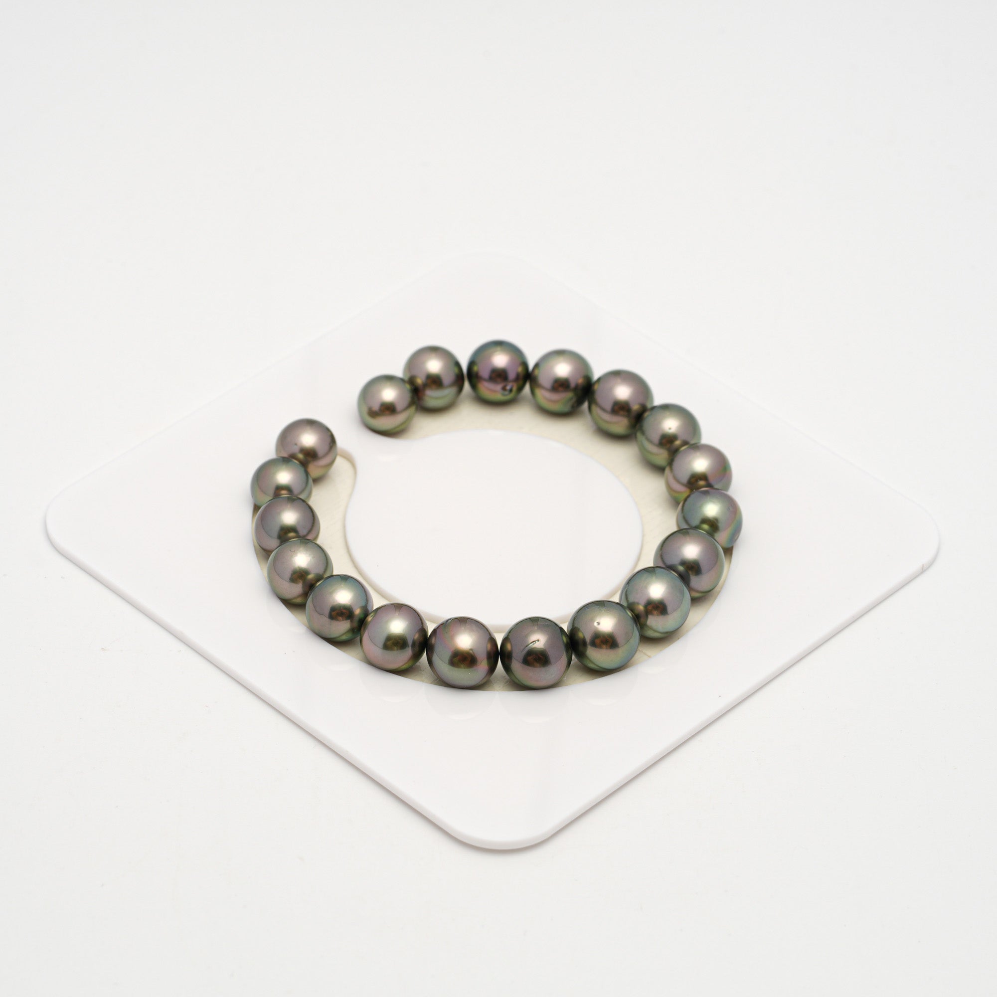 Tahitian Pearls CMWPEARLS