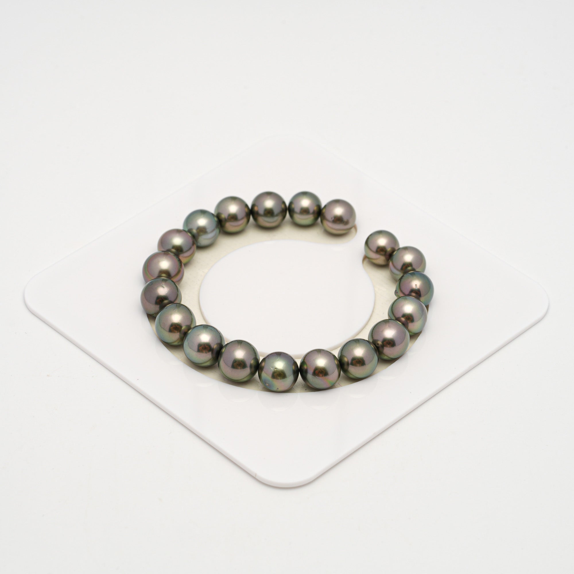 Tahitian Pearls CMWPEARLS