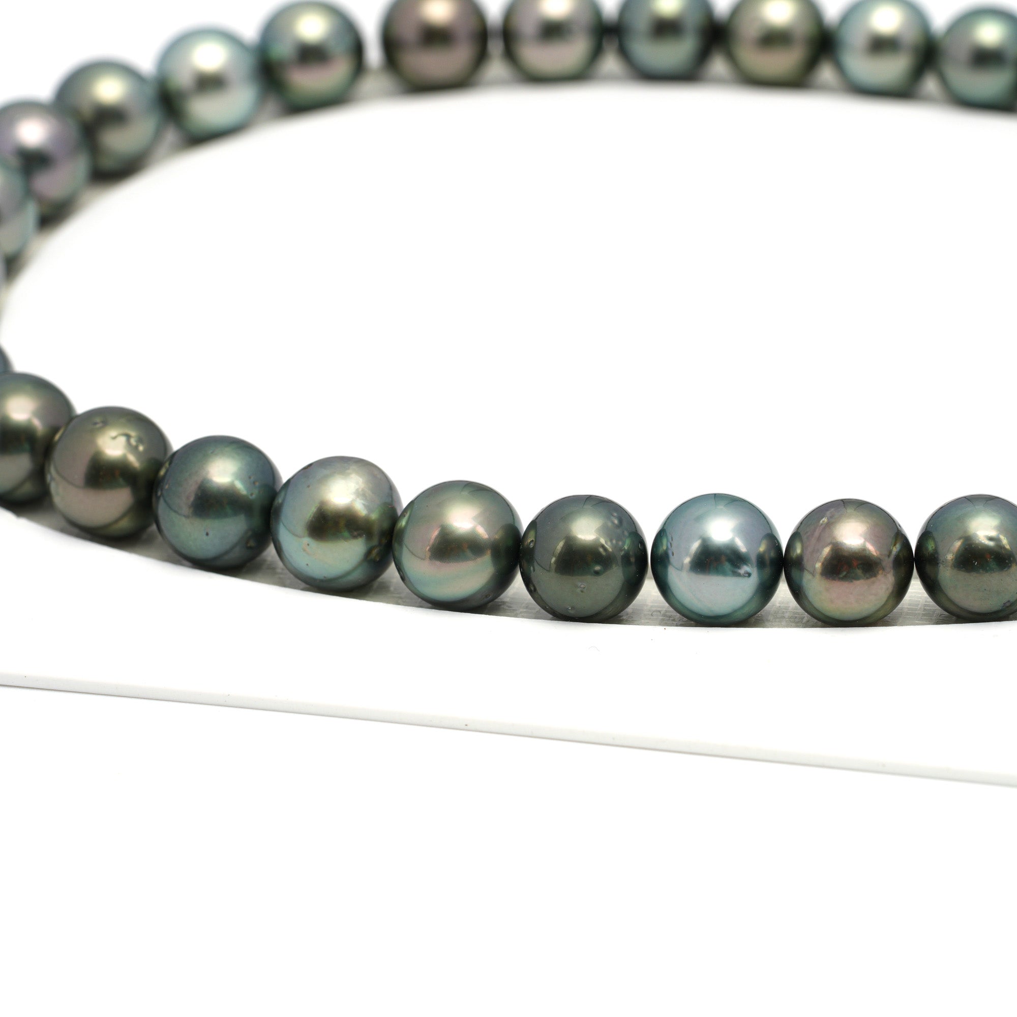 37pcs Green 10-13mm - RSR AA Quality Tahitian Pearl Necklace NL1660 OR12