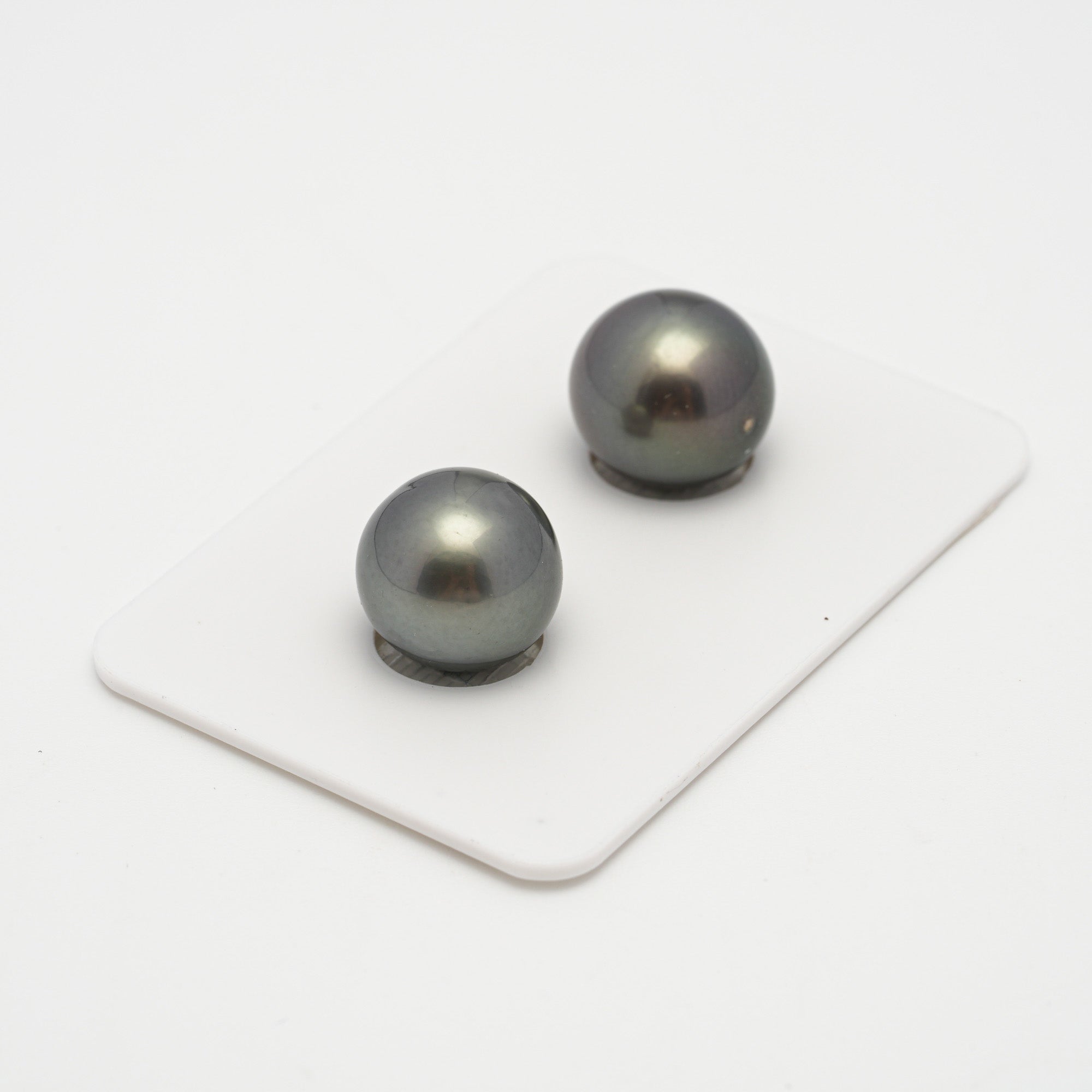 Tahitian Pearls CMWPEARLS