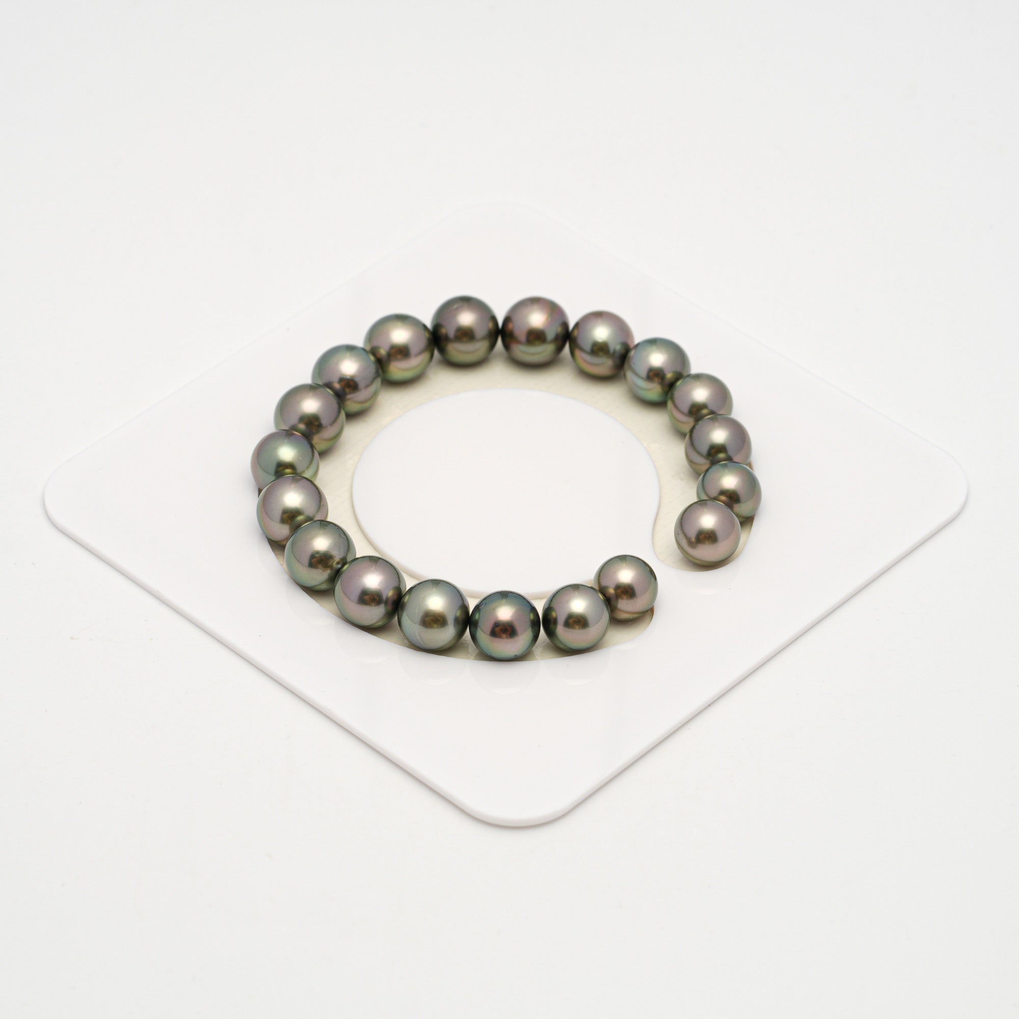 Tahitian Pearls CMWPEARLS